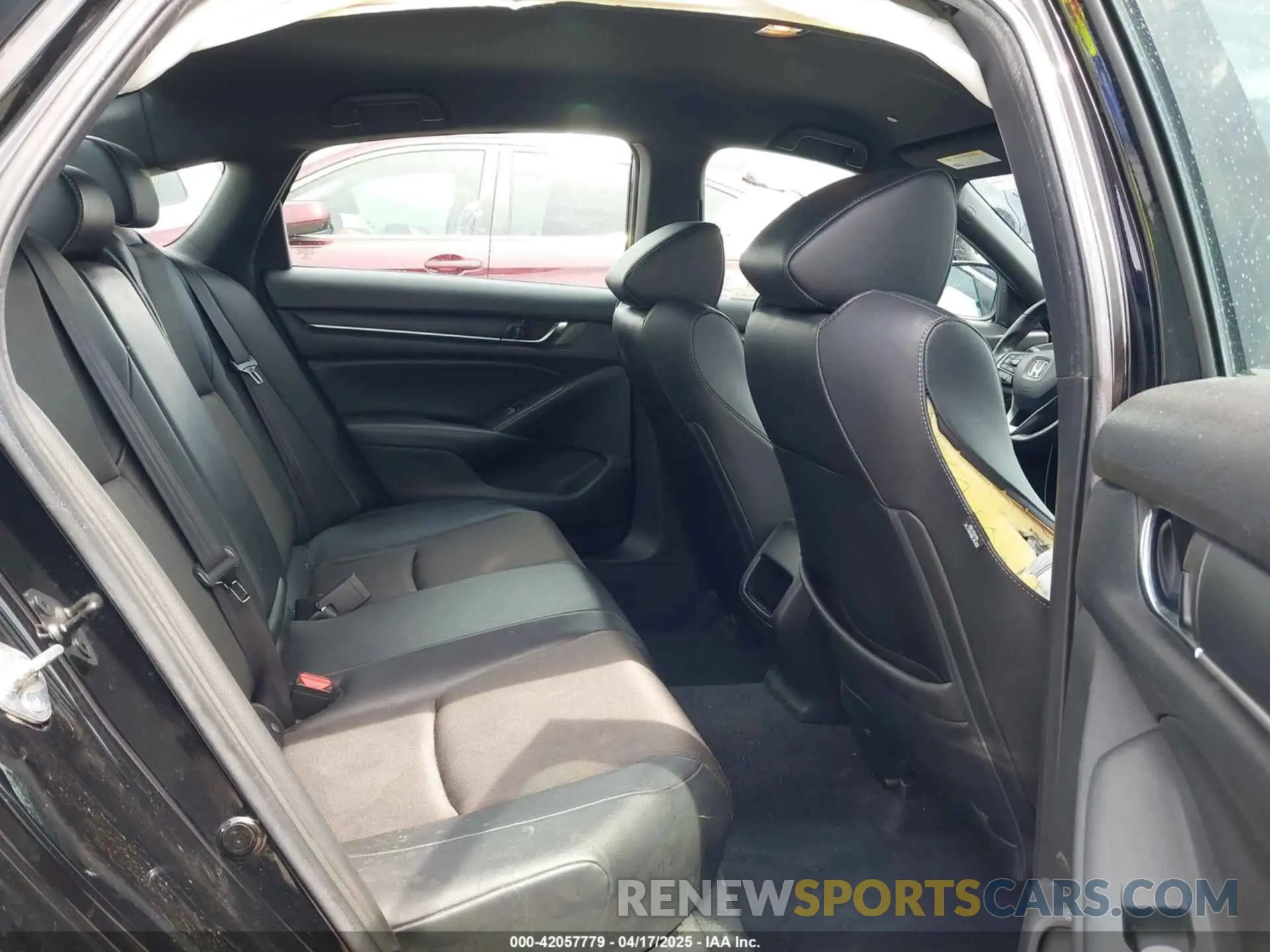 8 Photograph of a damaged car 1HGCV3F24NA006377 HONDA ACCORD 2022