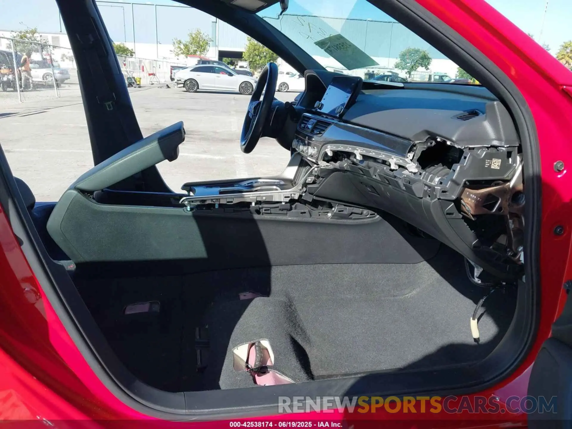 5 Photograph of a damaged car 1HGCV3F24NA022269 HONDA ACCORD 2022
