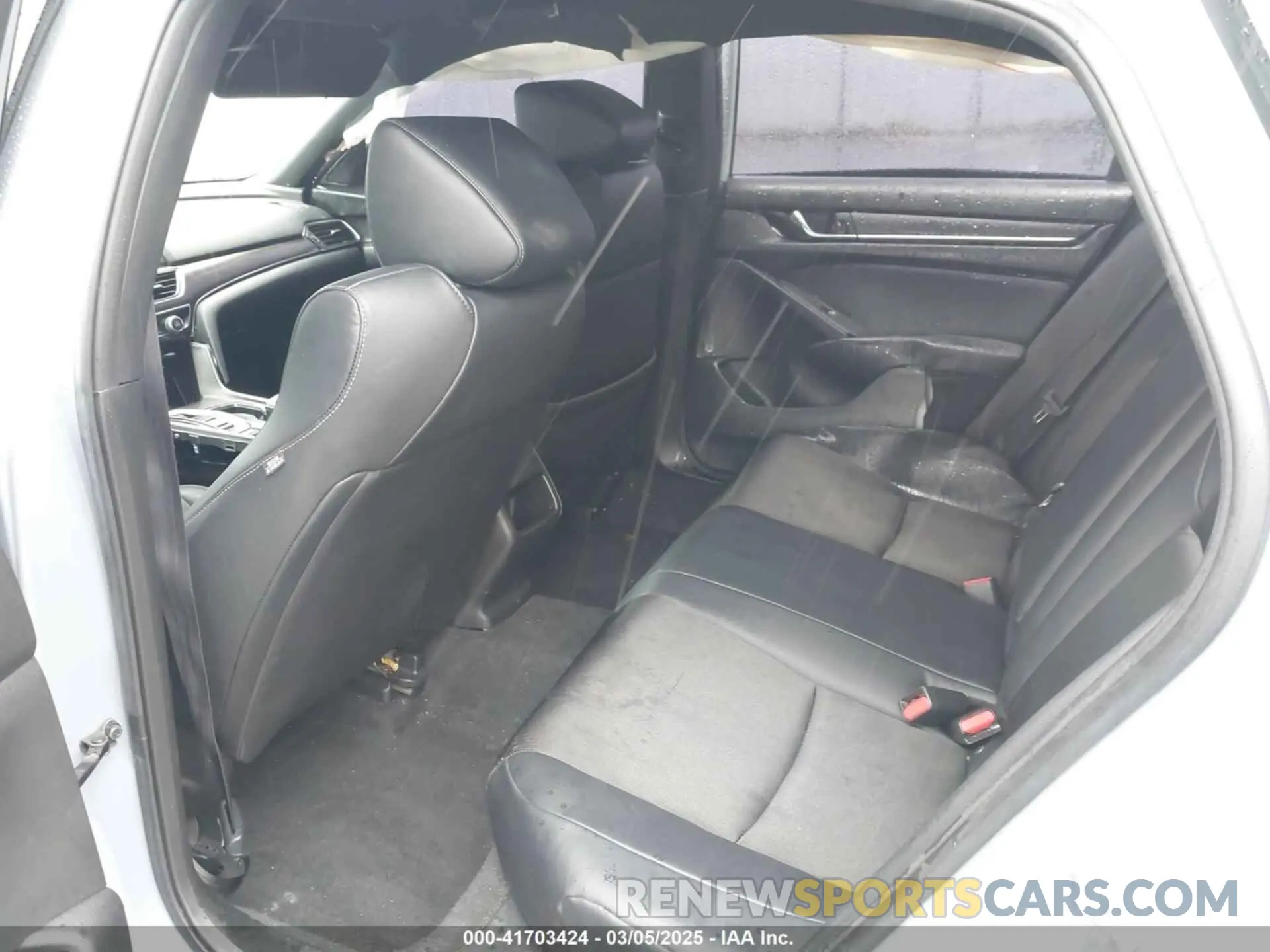 8 Photograph of a damaged car 1HGCV3F24NA025138 HONDA ACCORD 2022