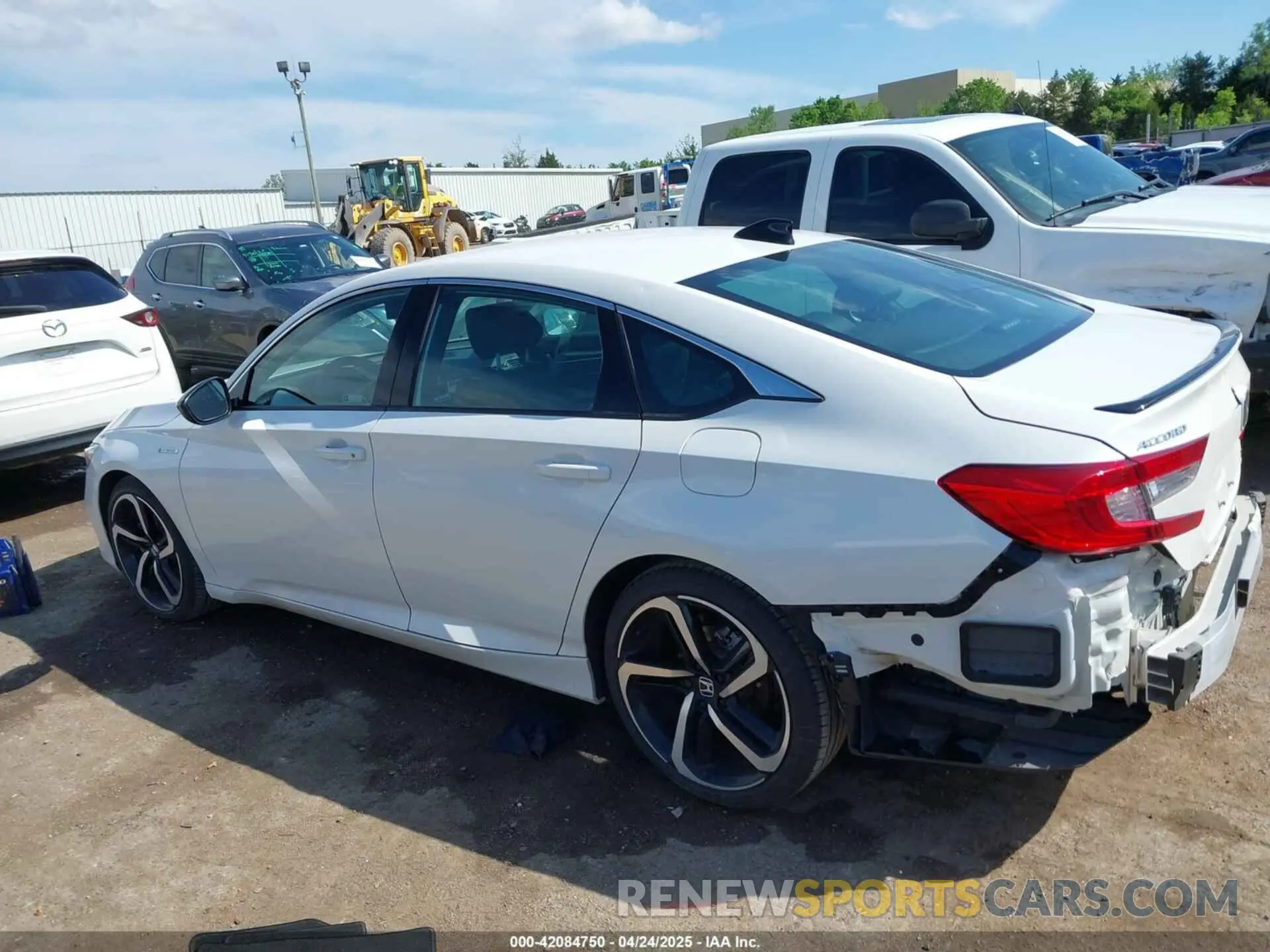 15 Photograph of a damaged car 1HGCV3F24NA032073 HONDA ACCORD 2022
