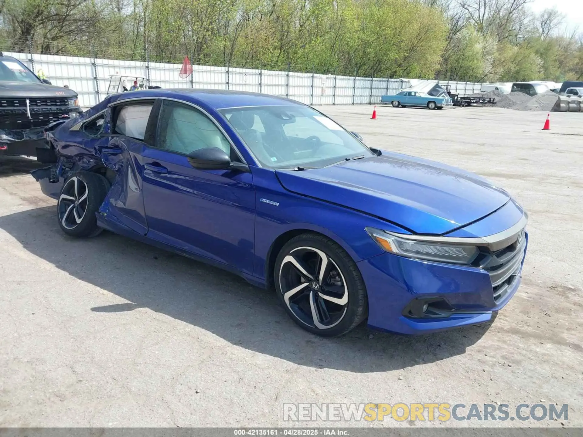 1 Photograph of a damaged car 1HGCV3F24NA032526 HONDA ACCORD 2022