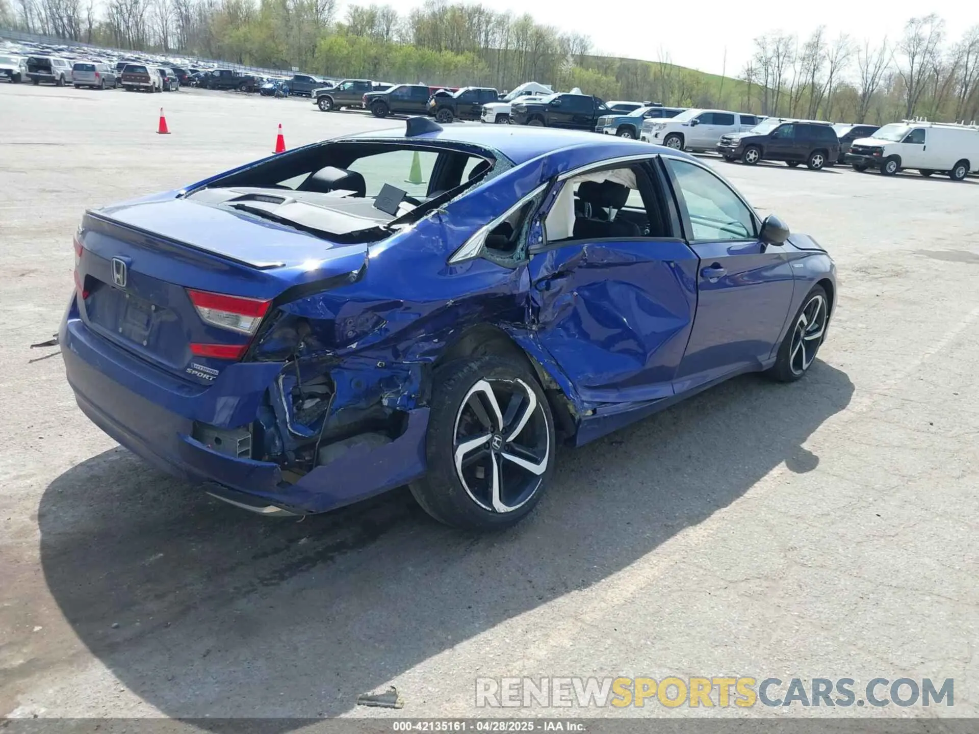4 Photograph of a damaged car 1HGCV3F24NA032526 HONDA ACCORD 2022