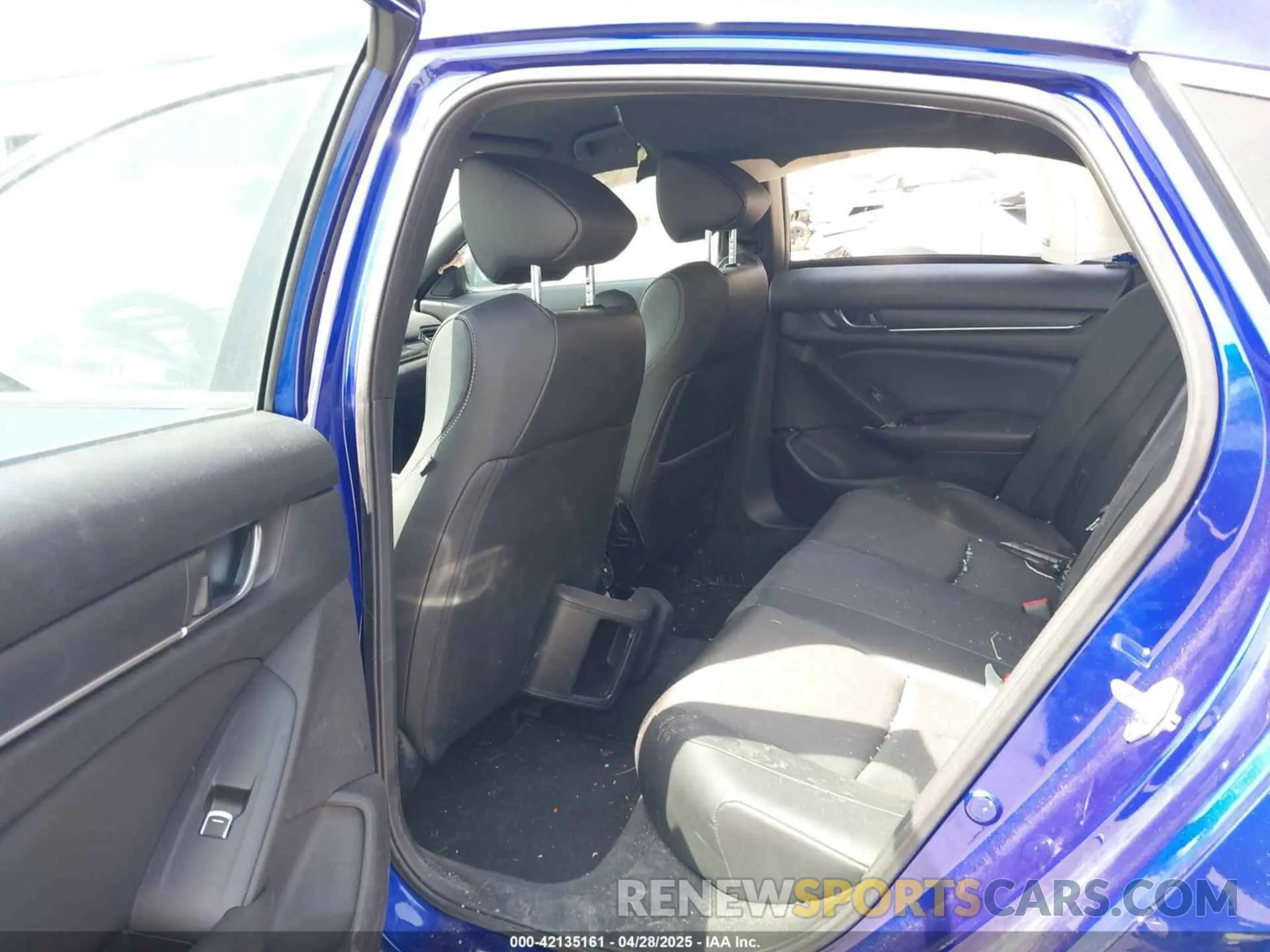 8 Photograph of a damaged car 1HGCV3F24NA032526 HONDA ACCORD 2022