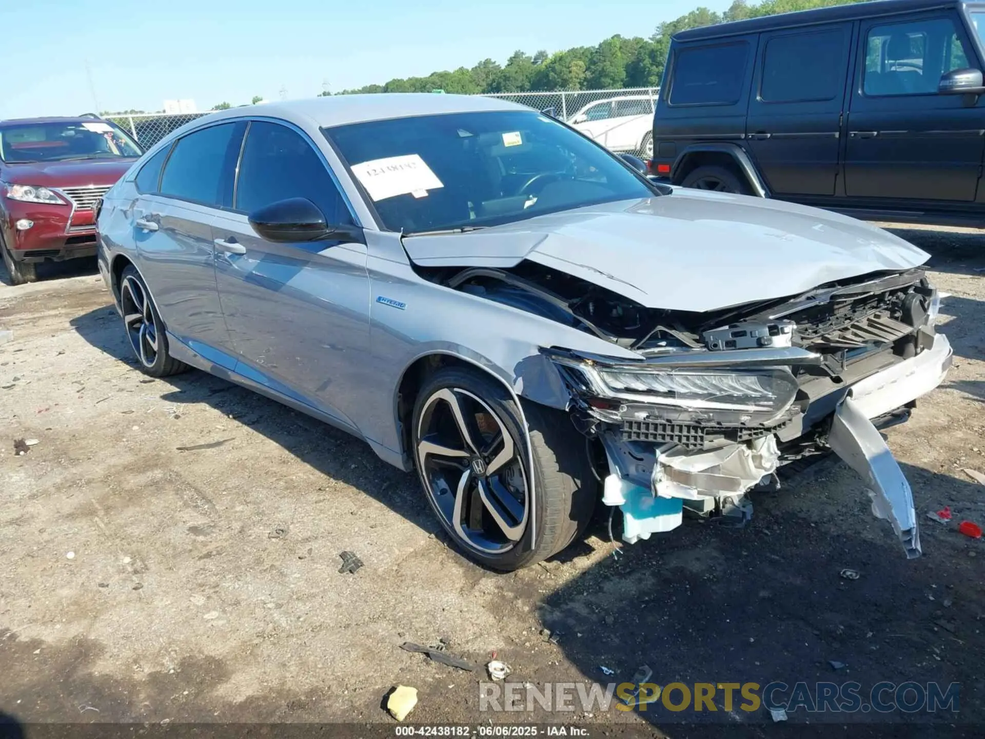 1 Photograph of a damaged car 1HGCV3F24NA037807 HONDA ACCORD 2022