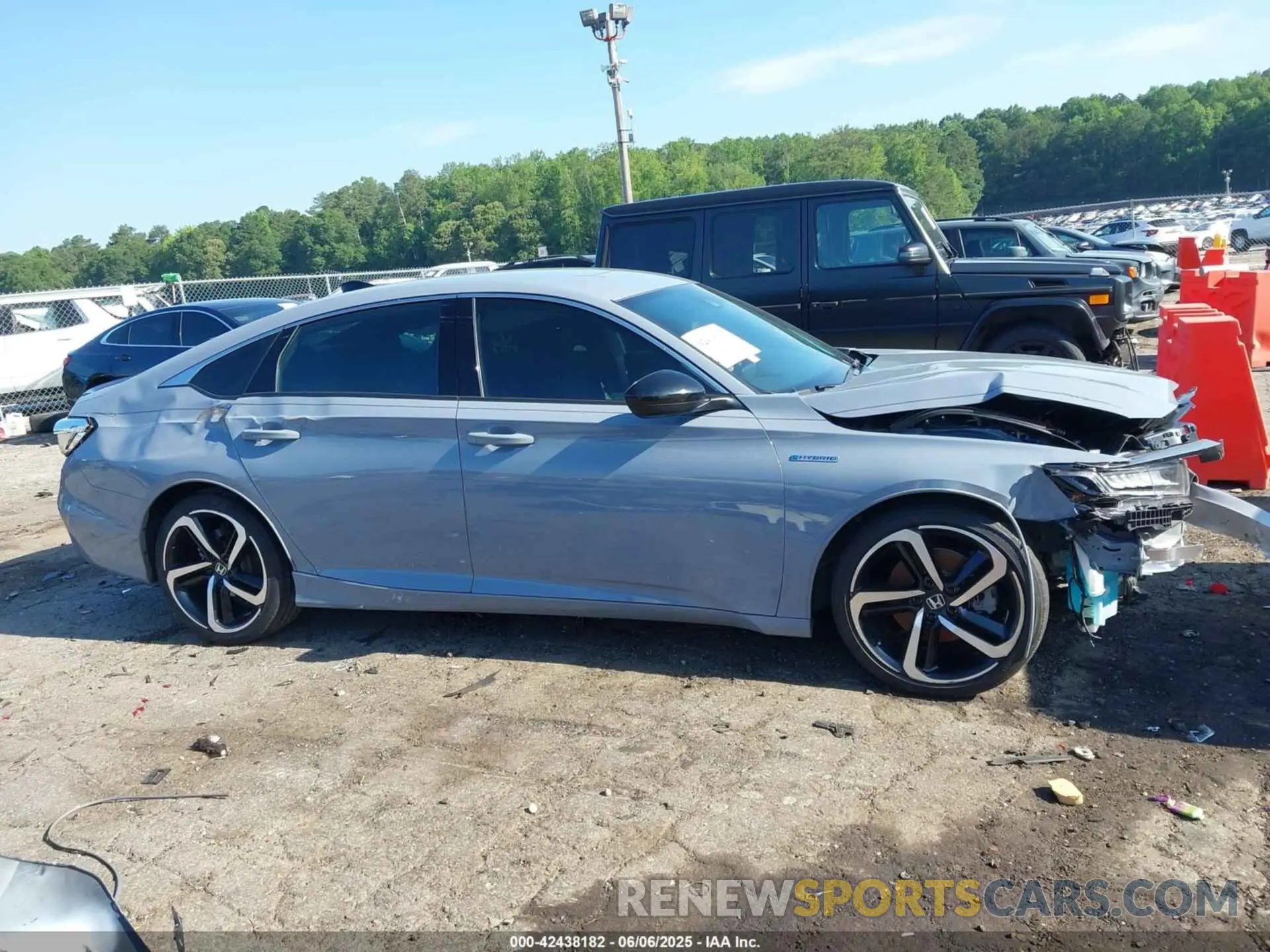 13 Photograph of a damaged car 1HGCV3F24NA037807 HONDA ACCORD 2022