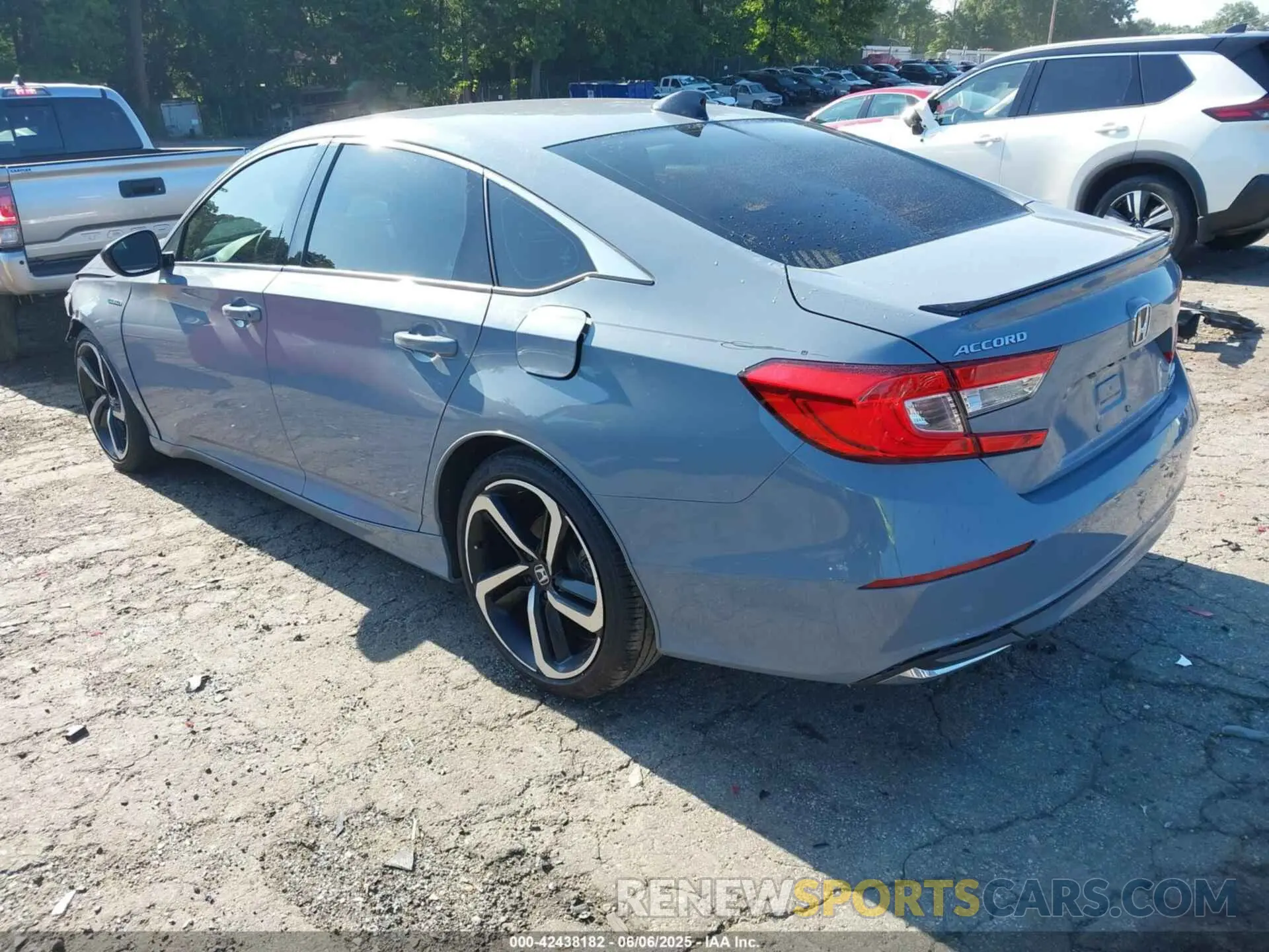 3 Photograph of a damaged car 1HGCV3F24NA037807 HONDA ACCORD 2022