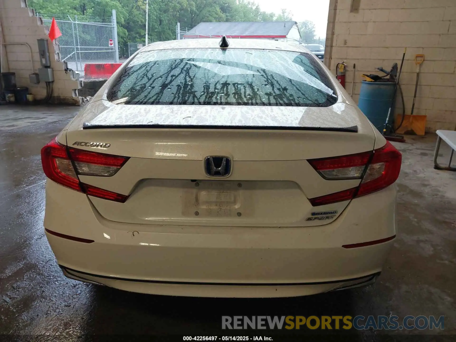 16 Photograph of a damaged car 1HGCV3F24NA038911 HONDA ACCORD 2022