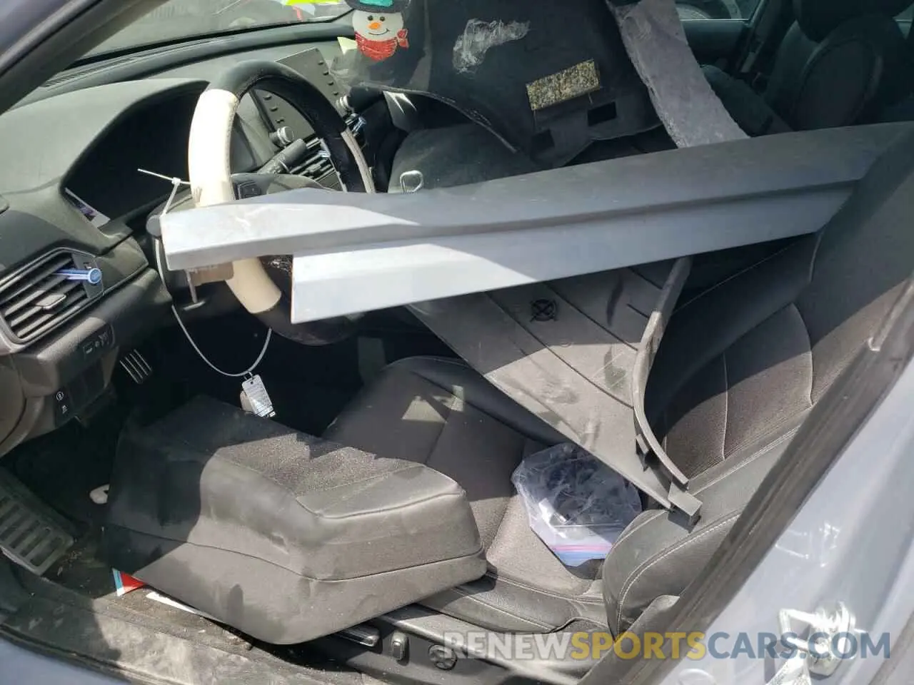 7 Photograph of a damaged car 1HGCV3F24NA045034 HONDA ACCORD 2022
