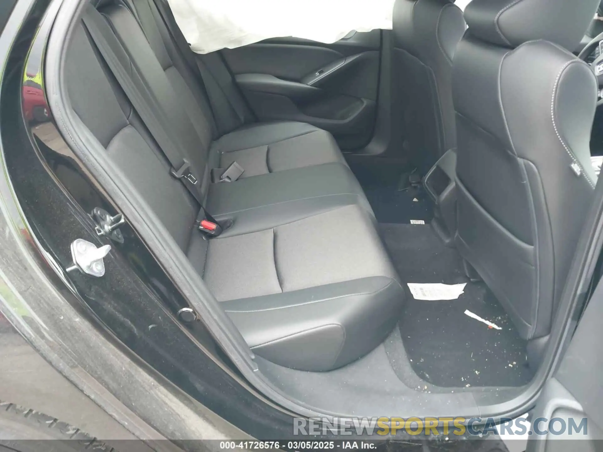 8 Photograph of a damaged car 1HGCV3F25NA012317 HONDA ACCORD 2022