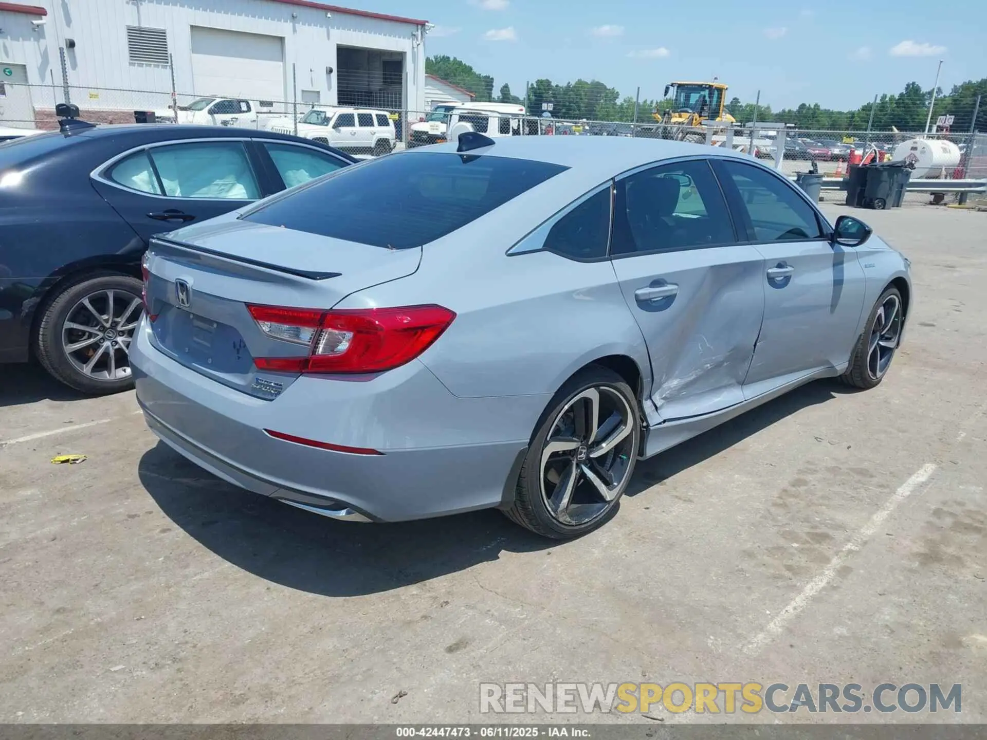 4 Photograph of a damaged car 1HGCV3F26NA033838 HONDA ACCORD 2022