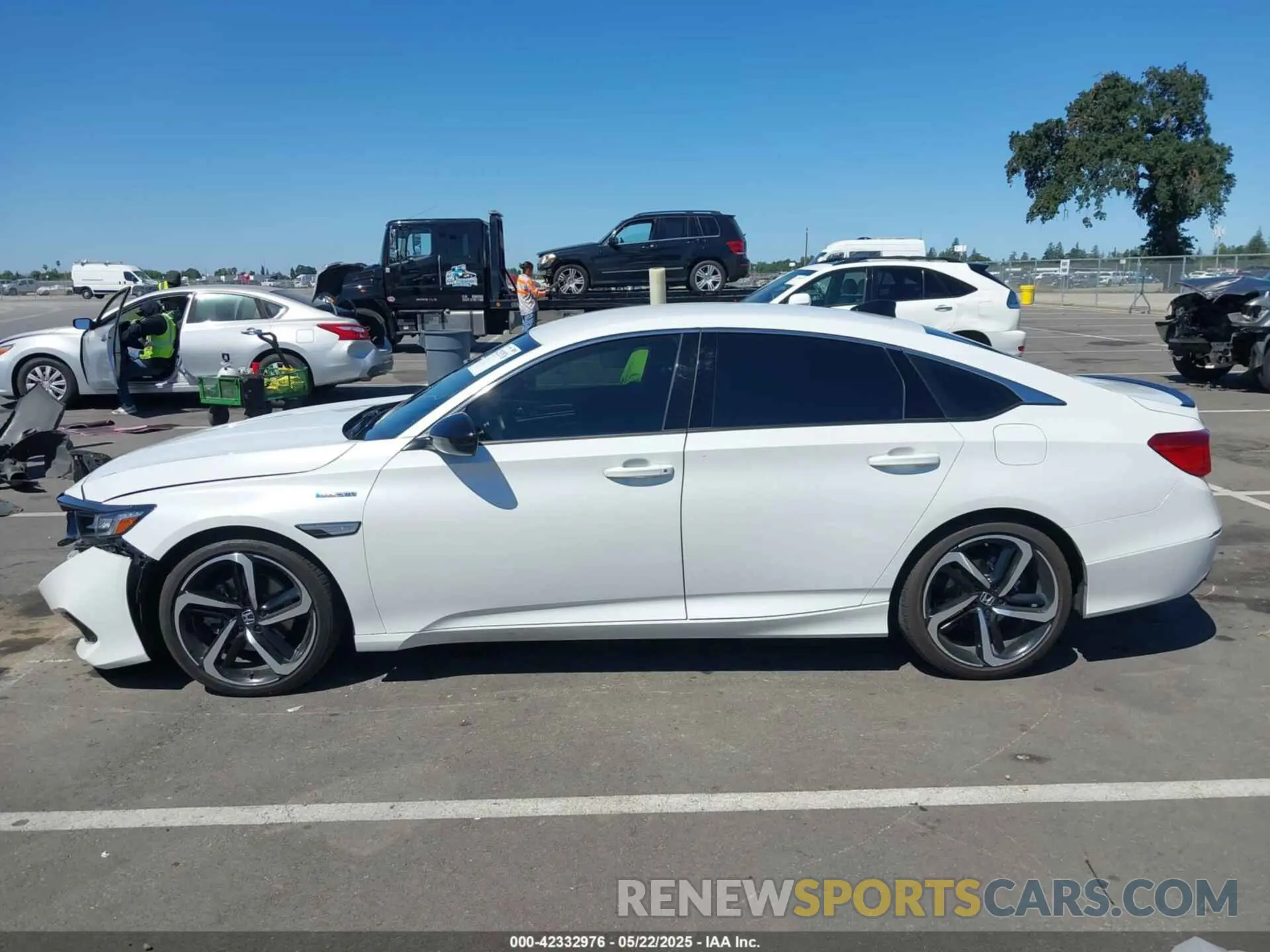 14 Photograph of a damaged car 1HGCV3F26NA035881 HONDA ACCORD 2022