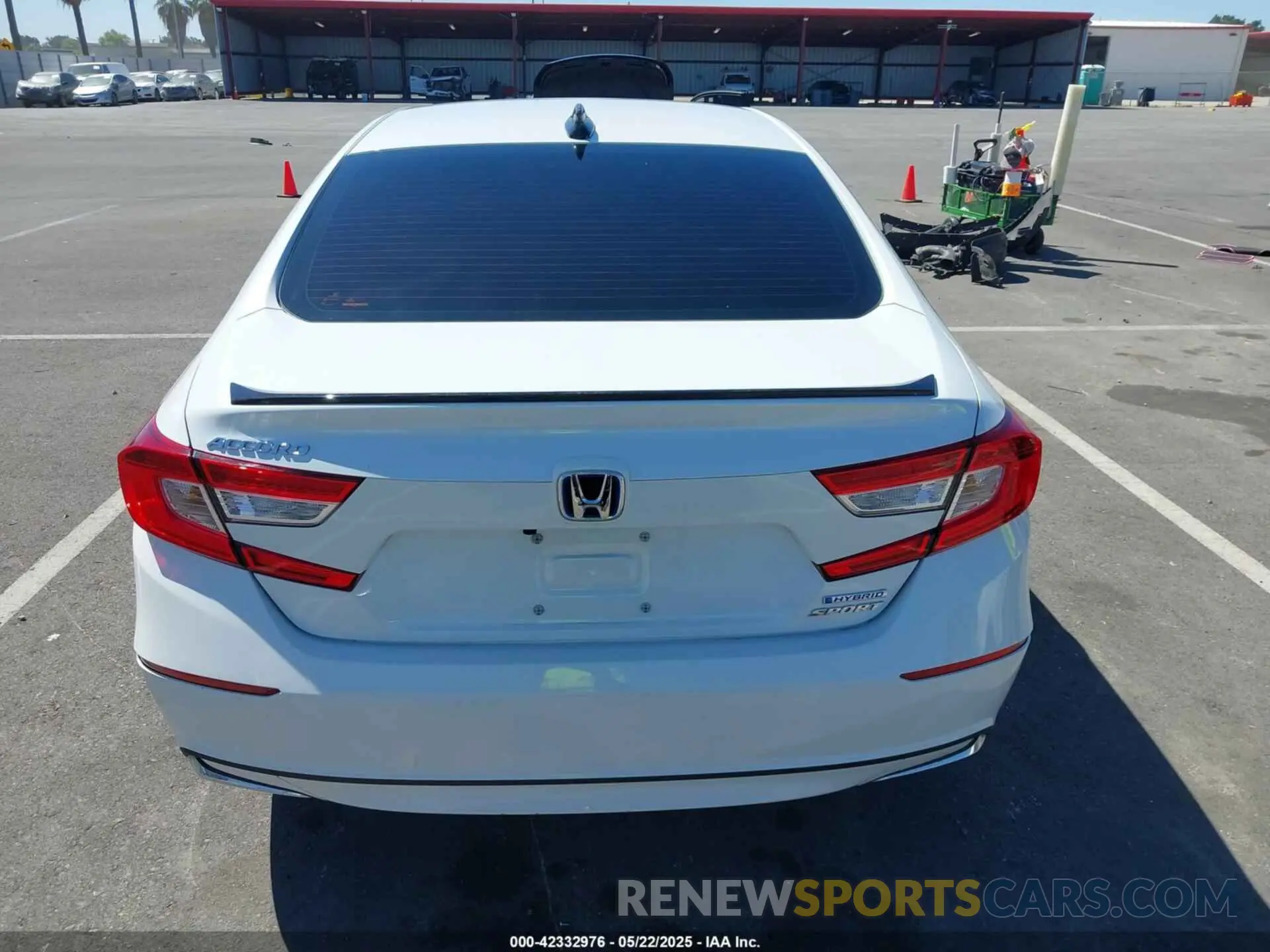16 Photograph of a damaged car 1HGCV3F26NA035881 HONDA ACCORD 2022