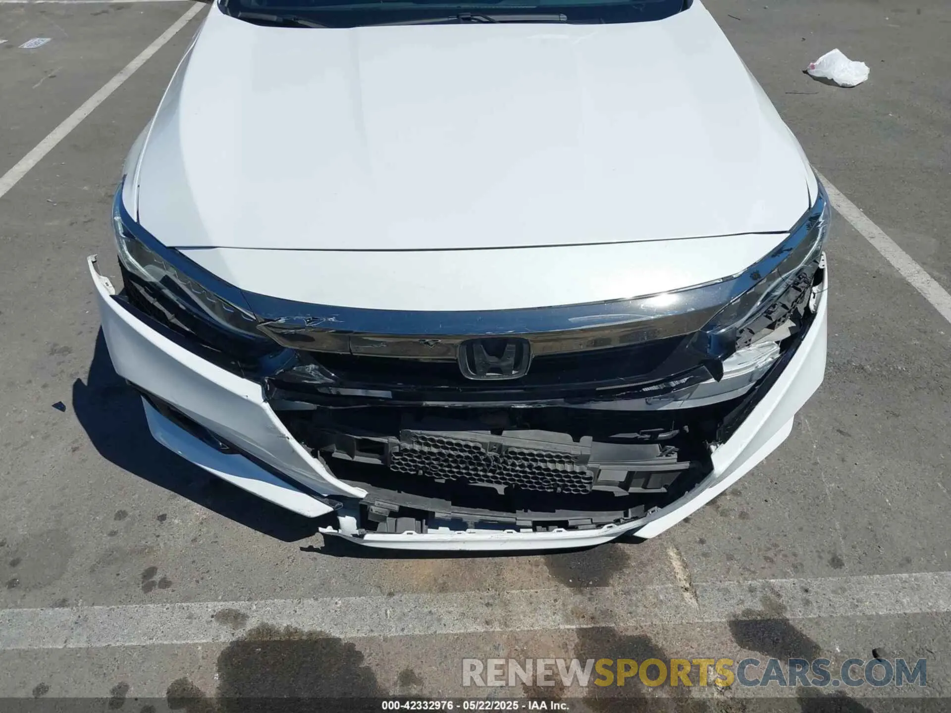 6 Photograph of a damaged car 1HGCV3F26NA035881 HONDA ACCORD 2022