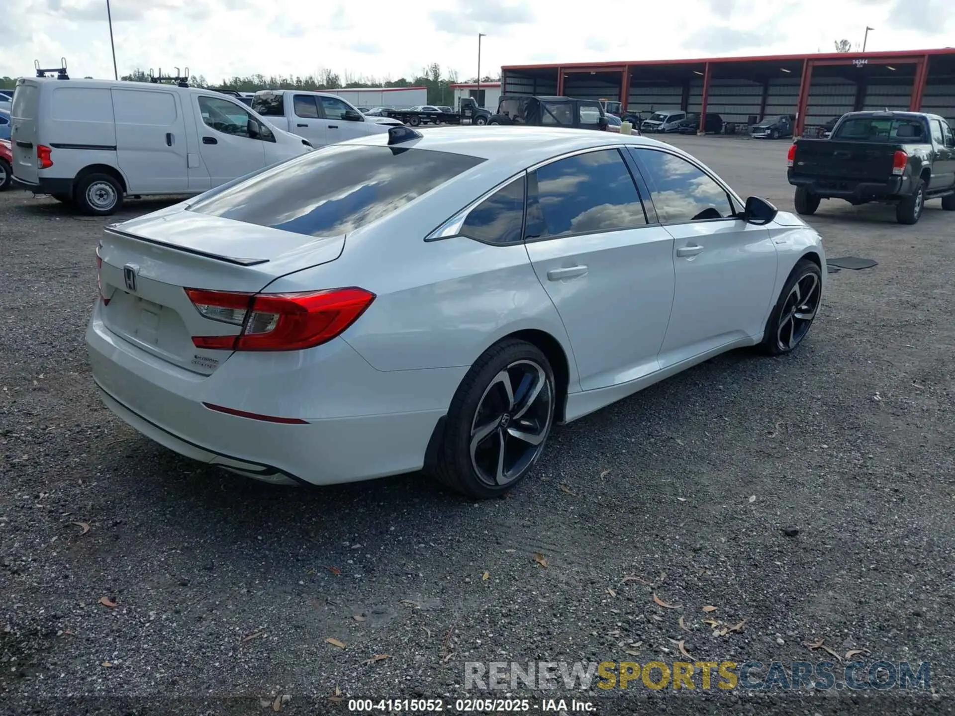 4 Photograph of a damaged car 1HGCV3F26NA037243 HONDA ACCORD 2022