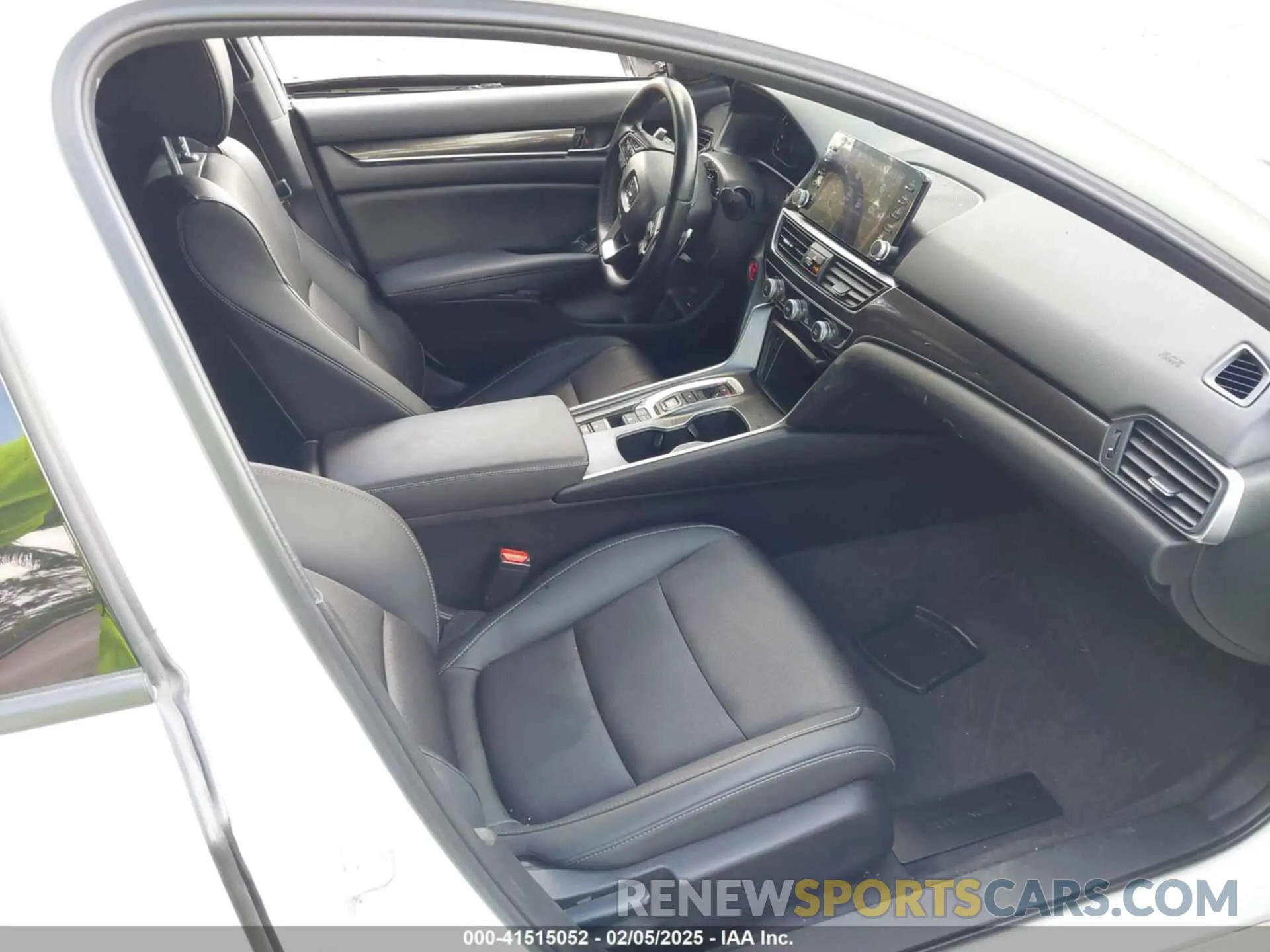 5 Photograph of a damaged car 1HGCV3F26NA037243 HONDA ACCORD 2022