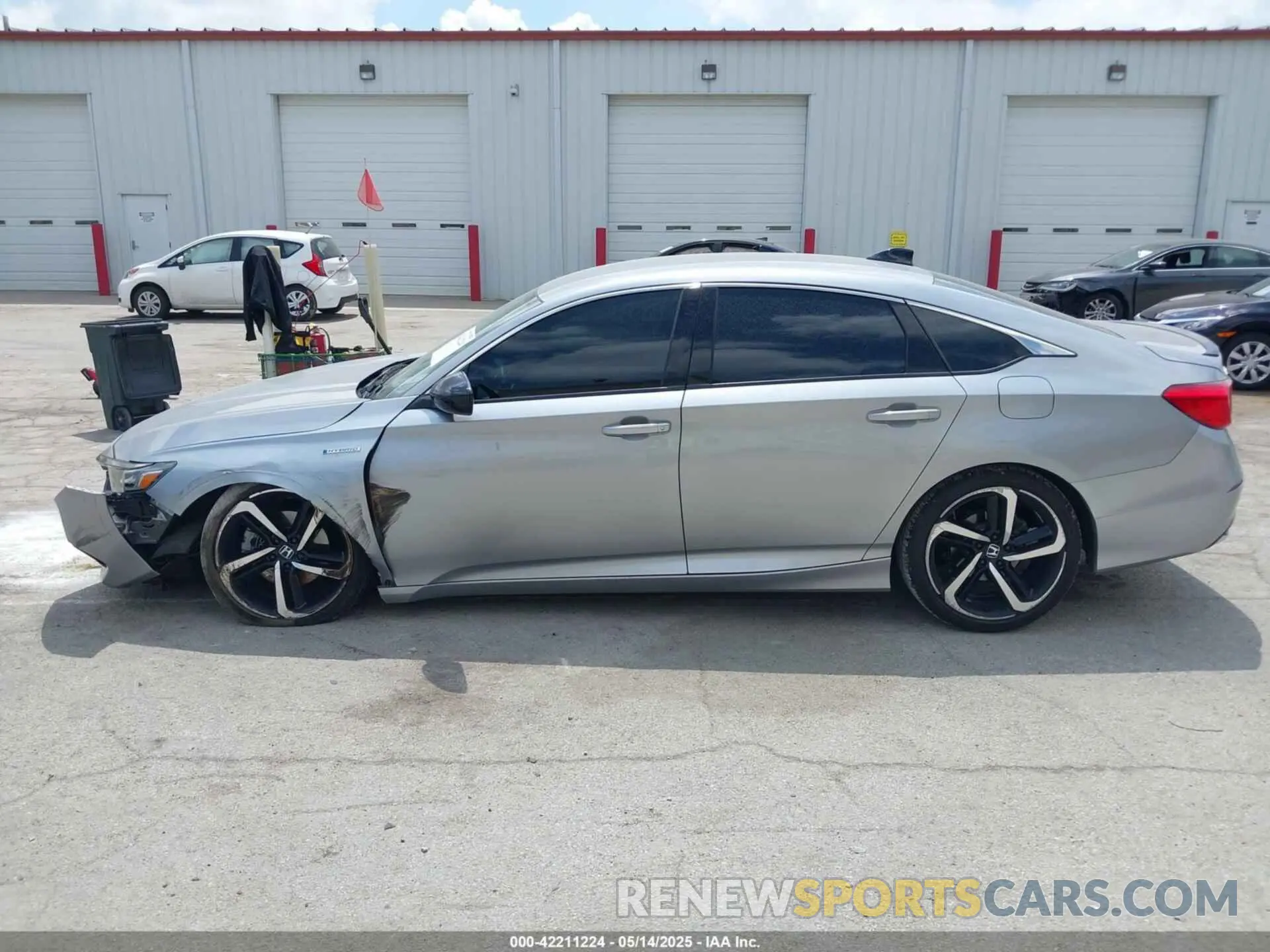 15 Photograph of a damaged car 1HGCV3F28NA039477 HONDA ACCORD 2022