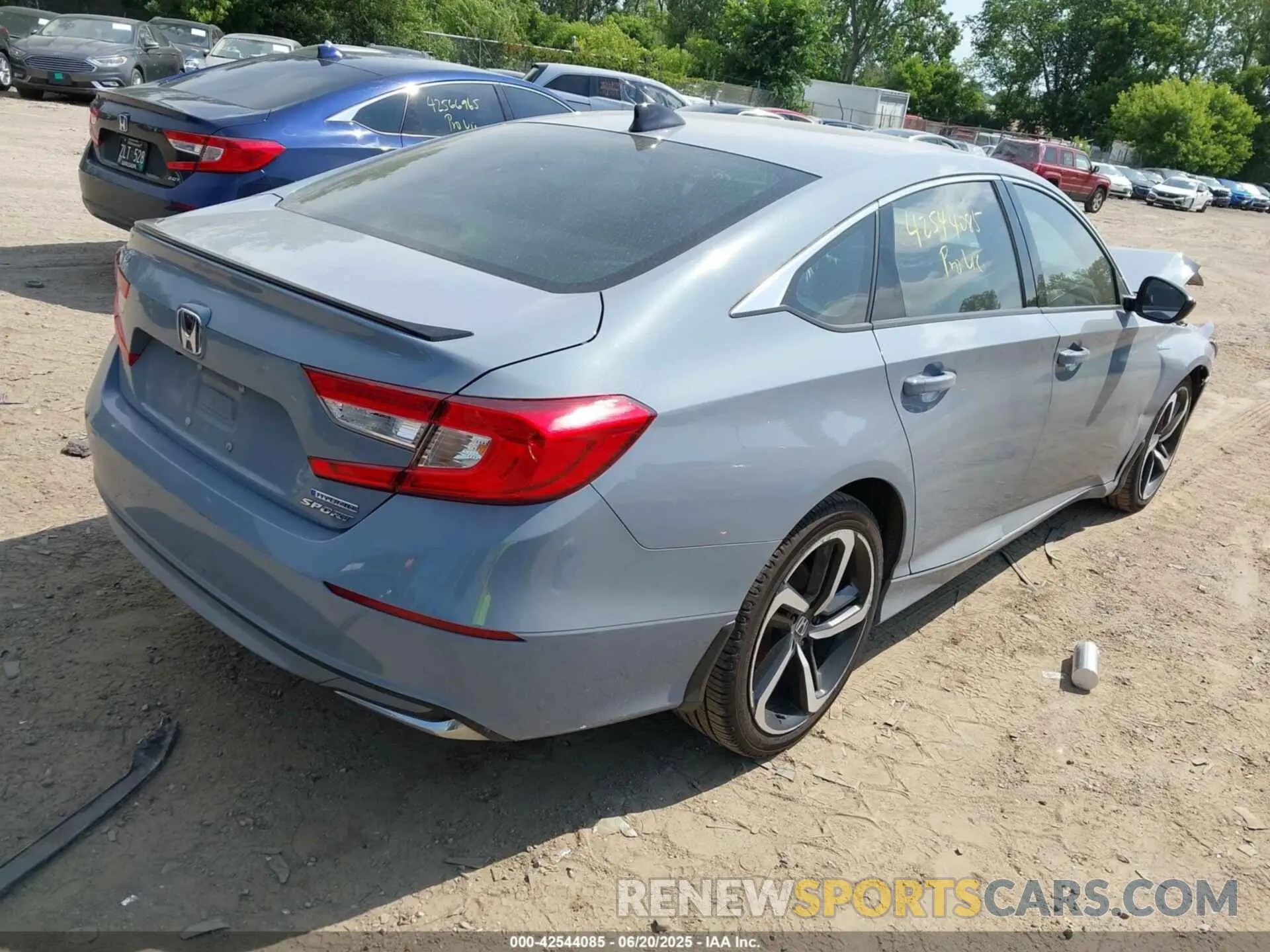 4 Photograph of a damaged car 1HGCV3F29NA043599 HONDA ACCORD 2022
