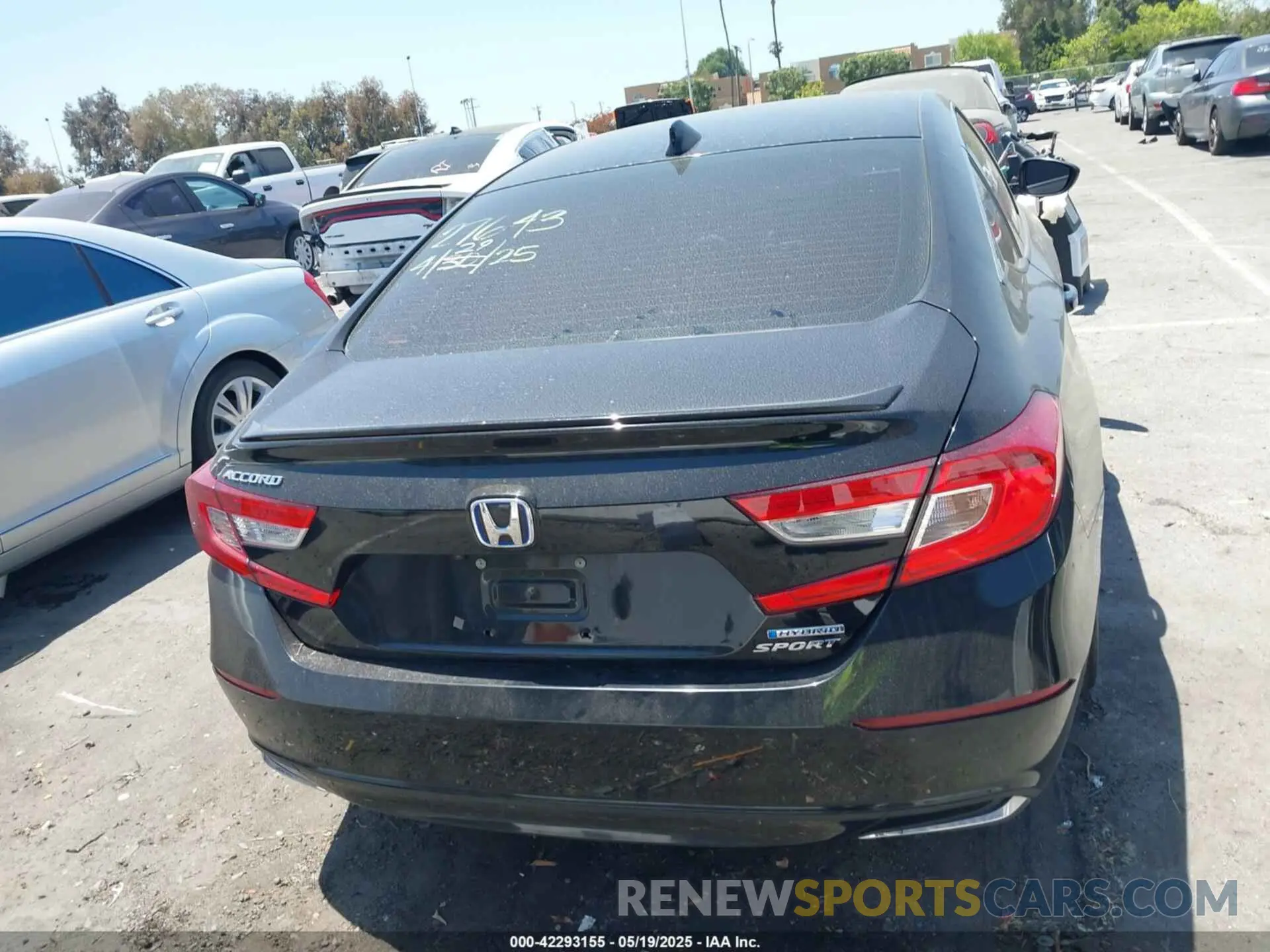 17 Photograph of a damaged car 1HGCV3F2XNA003676 HONDA ACCORD 2022