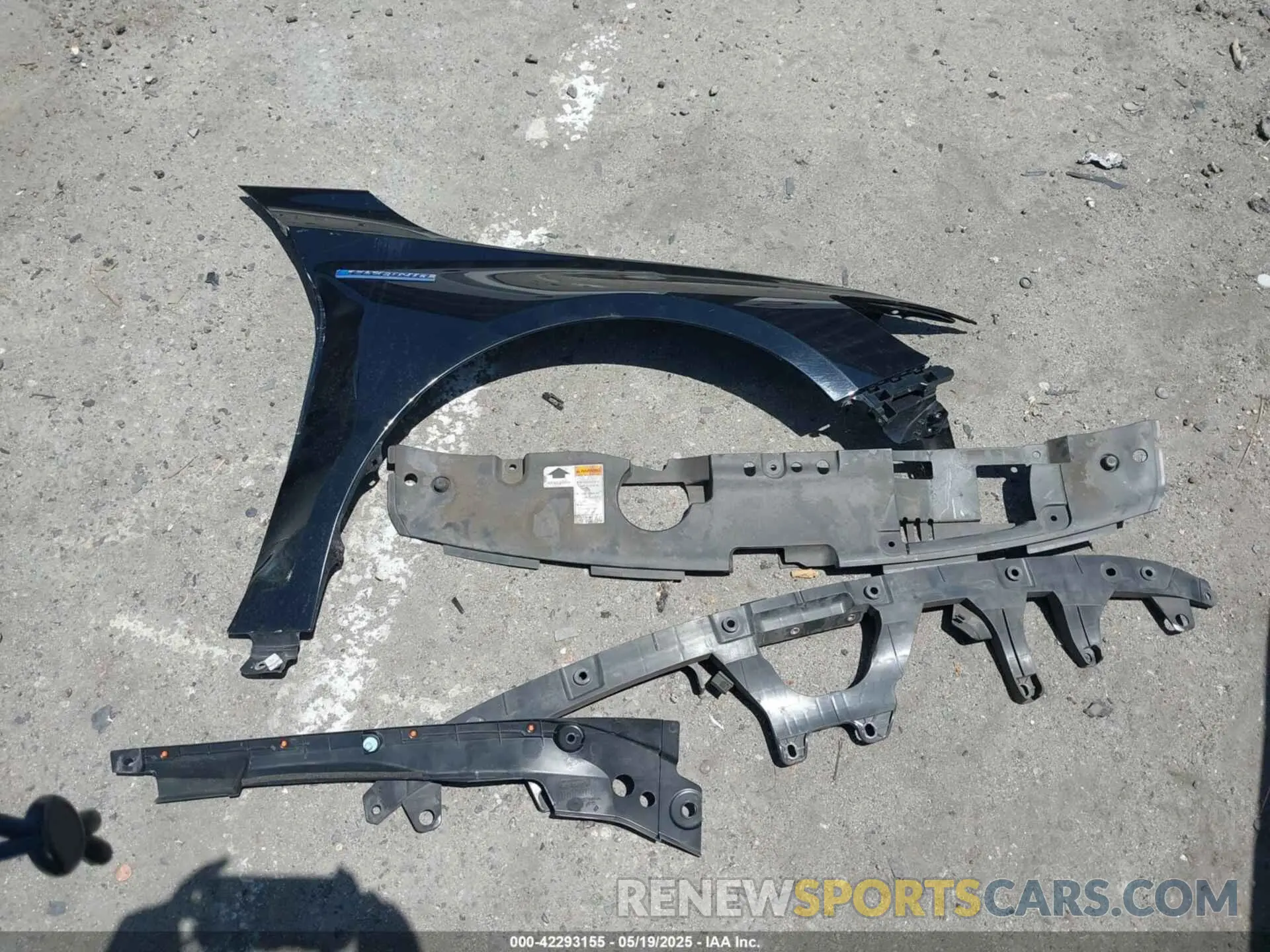 18 Photograph of a damaged car 1HGCV3F2XNA003676 HONDA ACCORD 2022