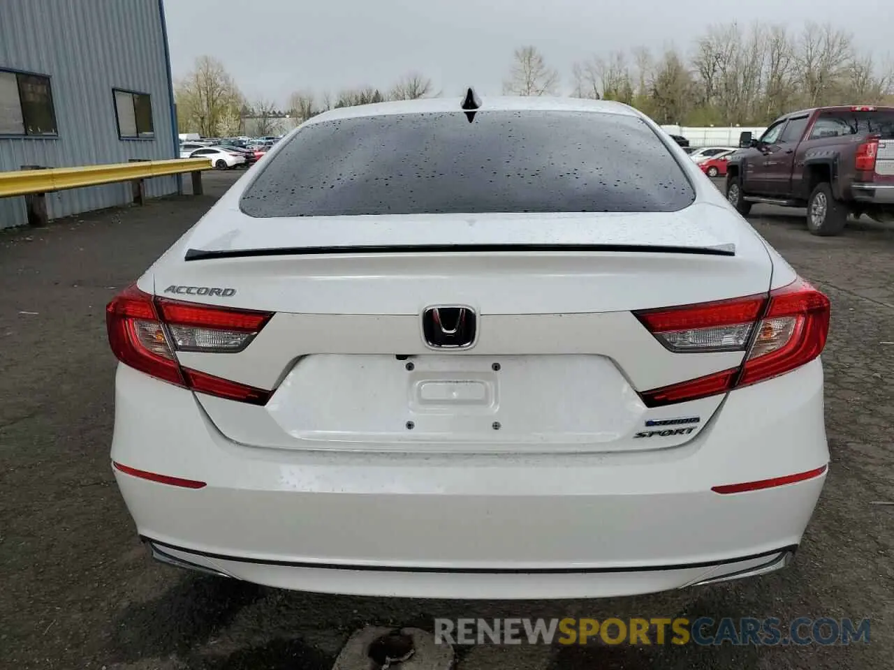 6 Photograph of a damaged car 1HGCV3F2XNA041473 HONDA ACCORD 2022