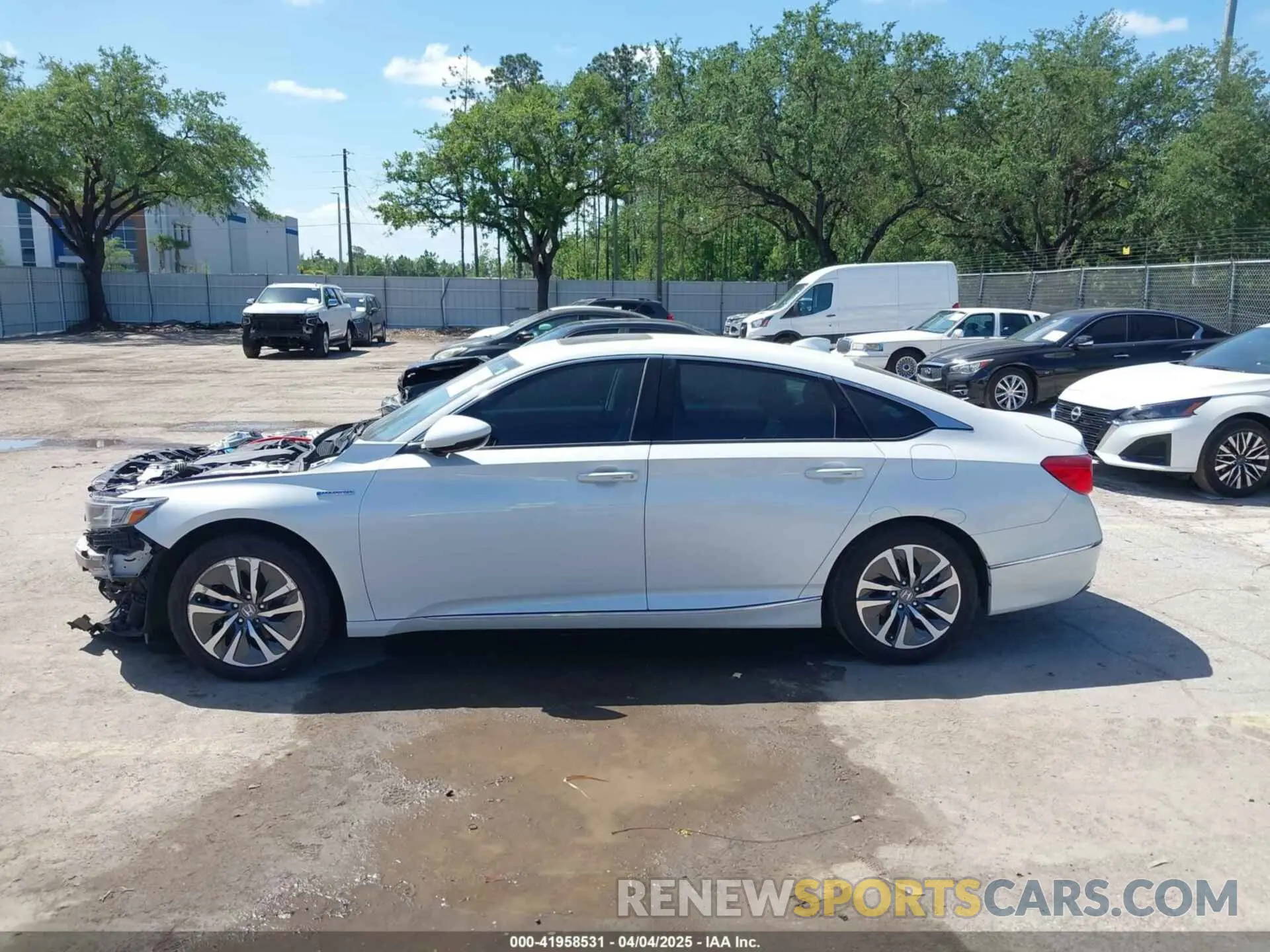 14 Photograph of a damaged car 1HGCV3F51NA005231 HONDA ACCORD 2022