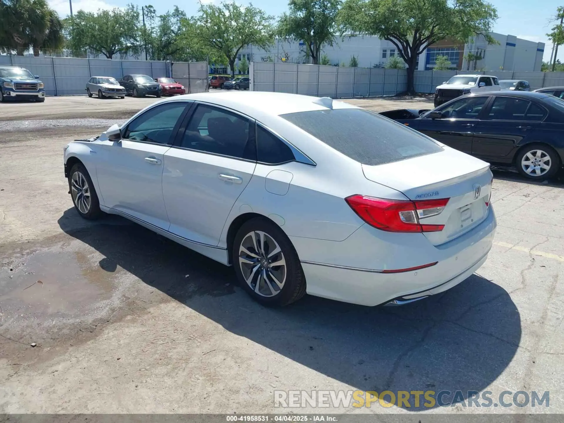 3 Photograph of a damaged car 1HGCV3F51NA005231 HONDA ACCORD 2022