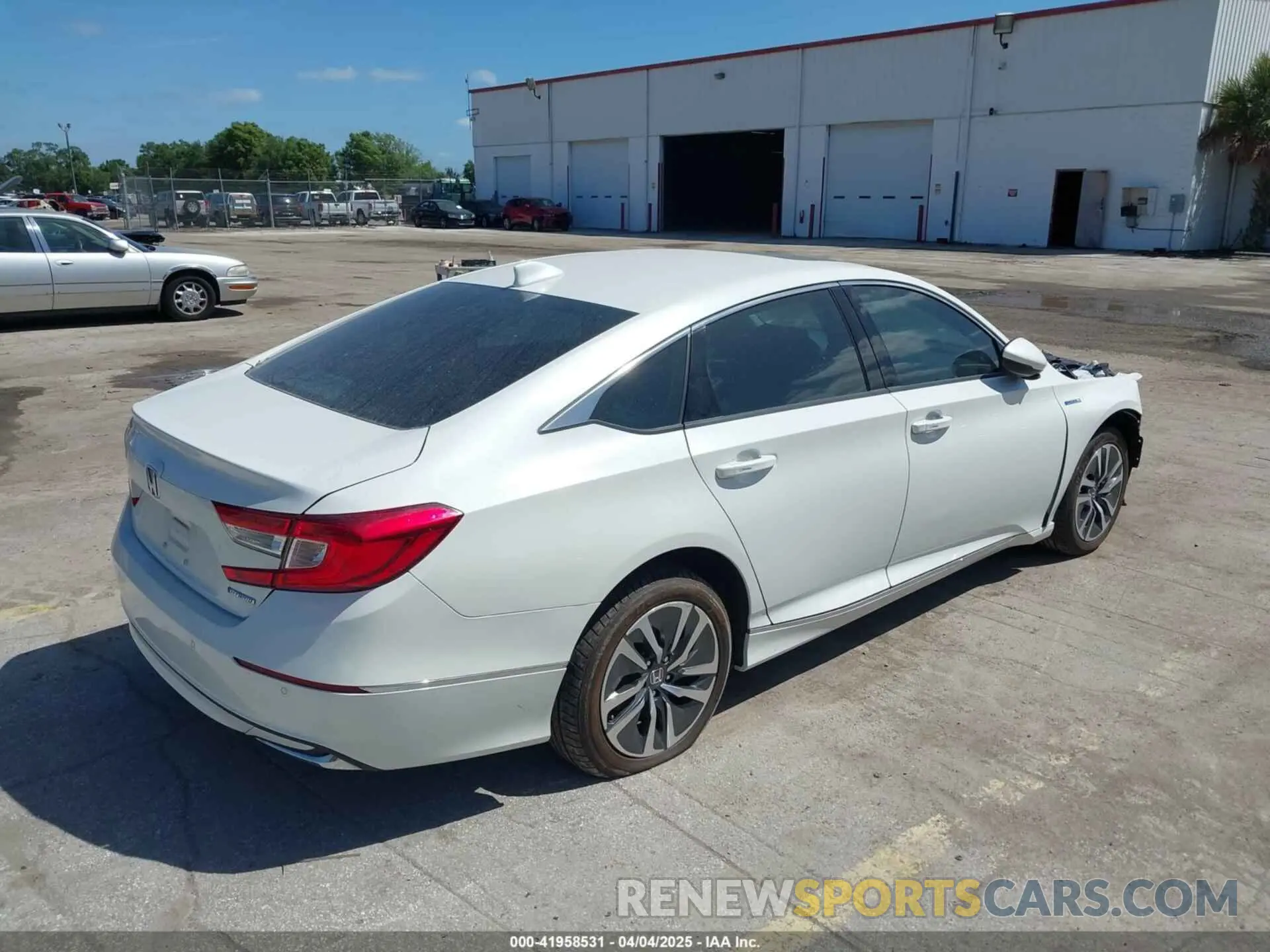 4 Photograph of a damaged car 1HGCV3F51NA005231 HONDA ACCORD 2022