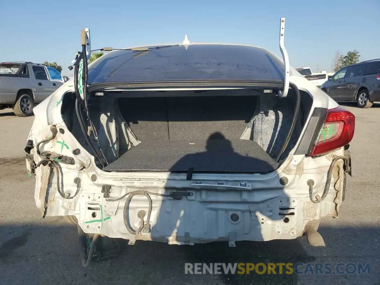 6 Photograph of a damaged car 1HGCV3F52NA019090 HONDA ACCORD 2022