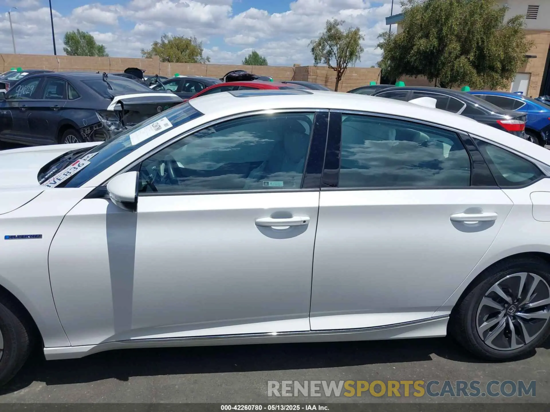 14 Photograph of a damaged car 1HGCV3F53NA002685 HONDA ACCORD 2022