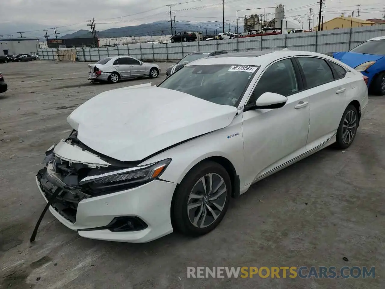 1 Photograph of a damaged car 1HGCV3F55NA001537 HONDA ACCORD 2022