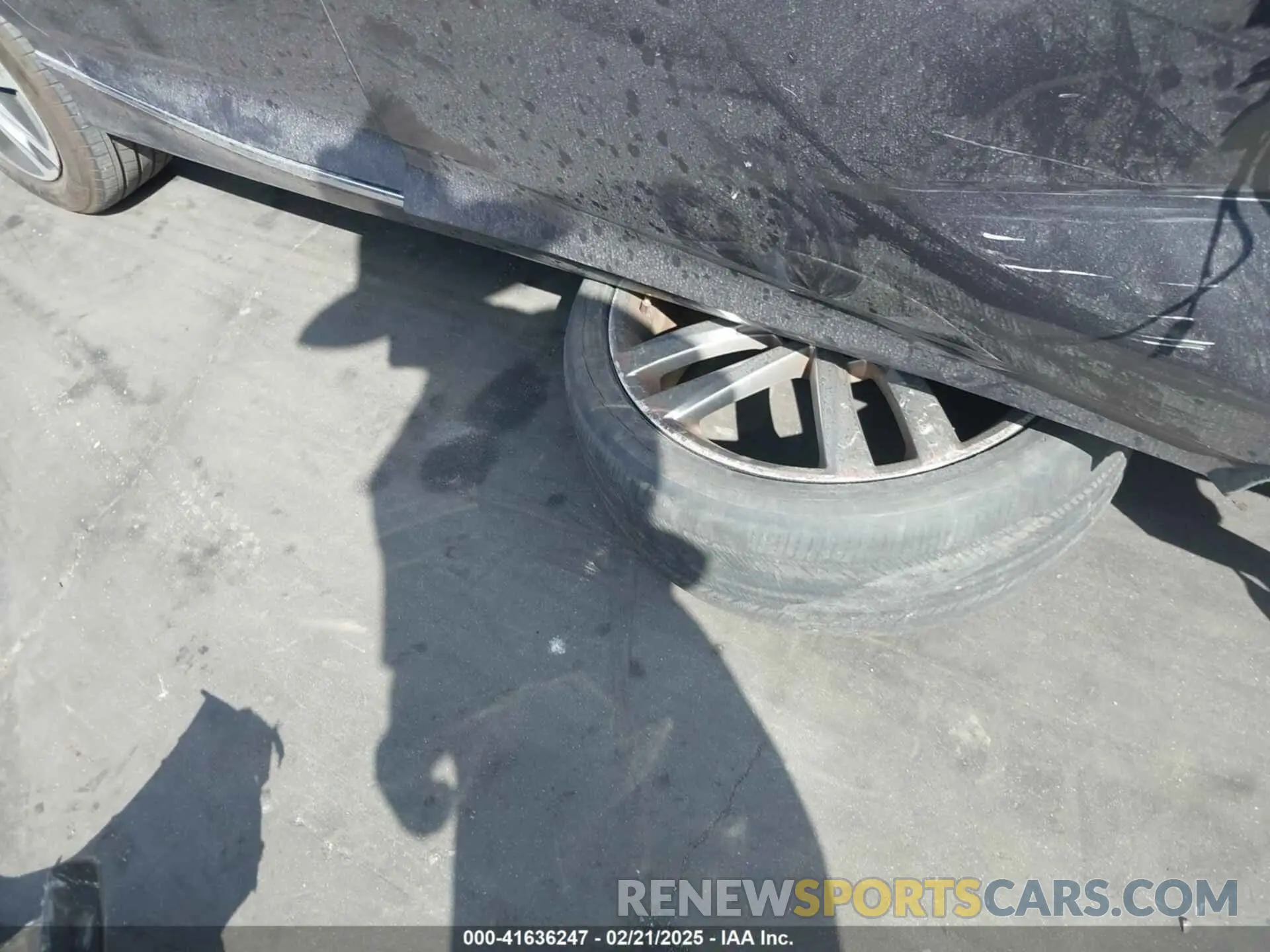 18 Photograph of a damaged car 1HGCV3F55NA028401 HONDA ACCORD 2022
