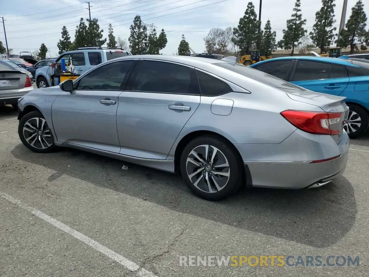 2 Photograph of a damaged car 1HGCV3F58NA021393 HONDA ACCORD 2022