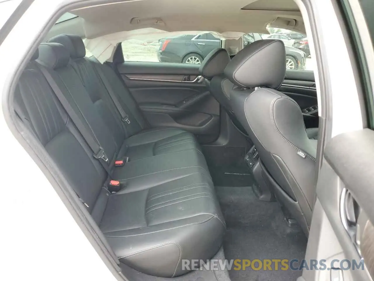 10 Photograph of a damaged car 1HGCV3F96NA001114 HONDA ACCORD 2022