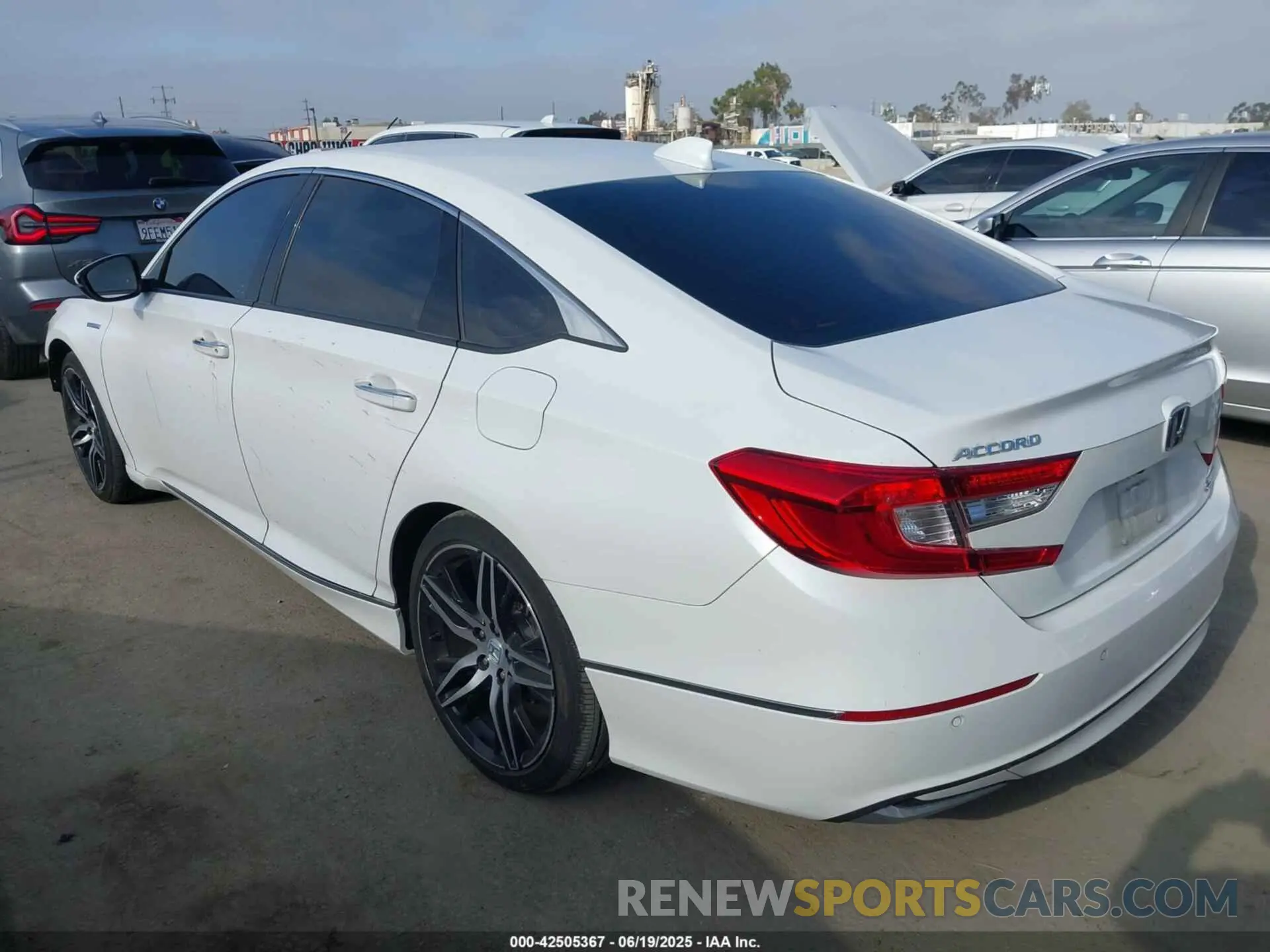 3 Photograph of a damaged car 1HGCV3F96NA007009 HONDA ACCORD 2022