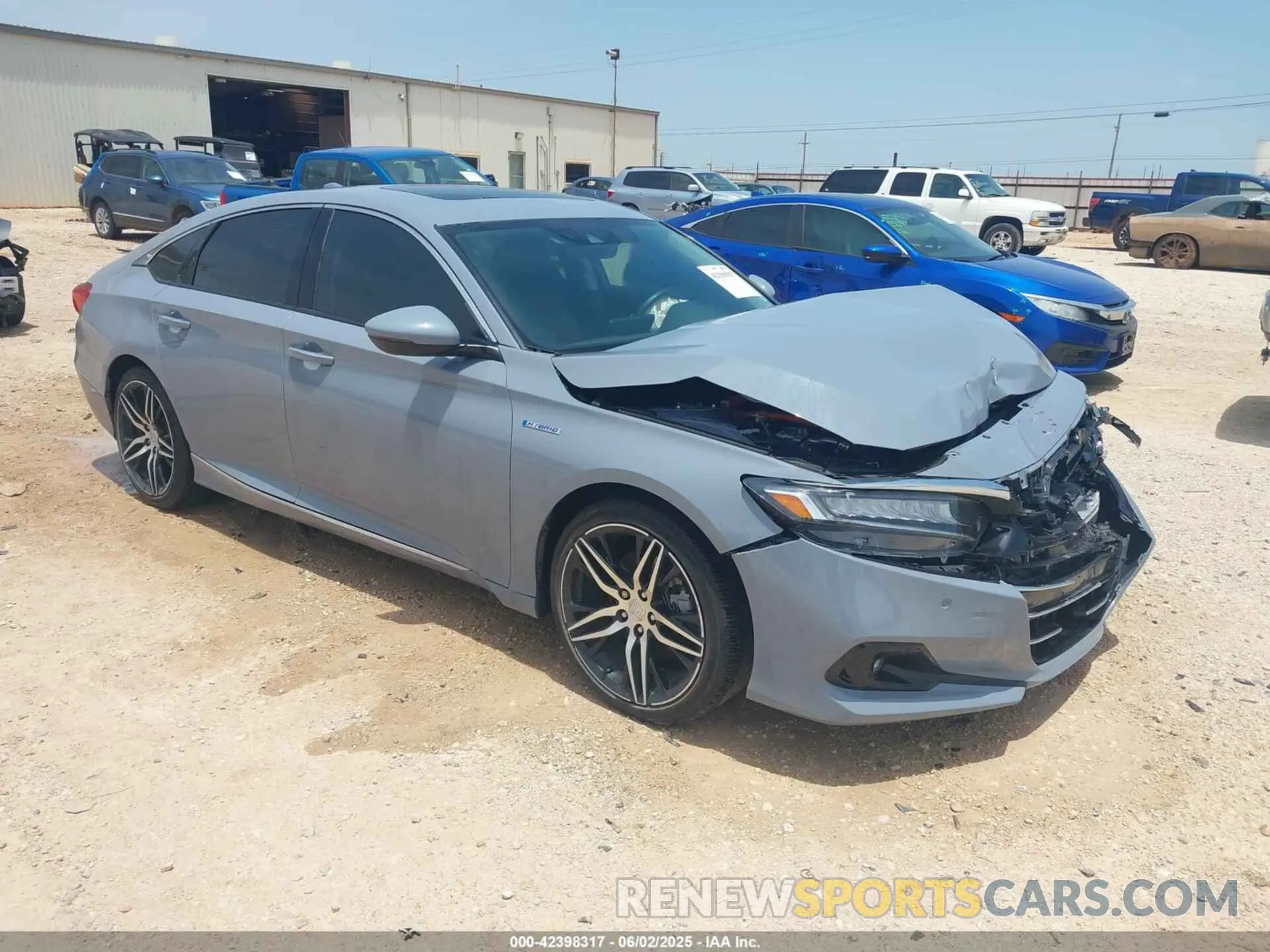 1 Photograph of a damaged car 1HGCV3F96NA025493 HONDA ACCORD 2022