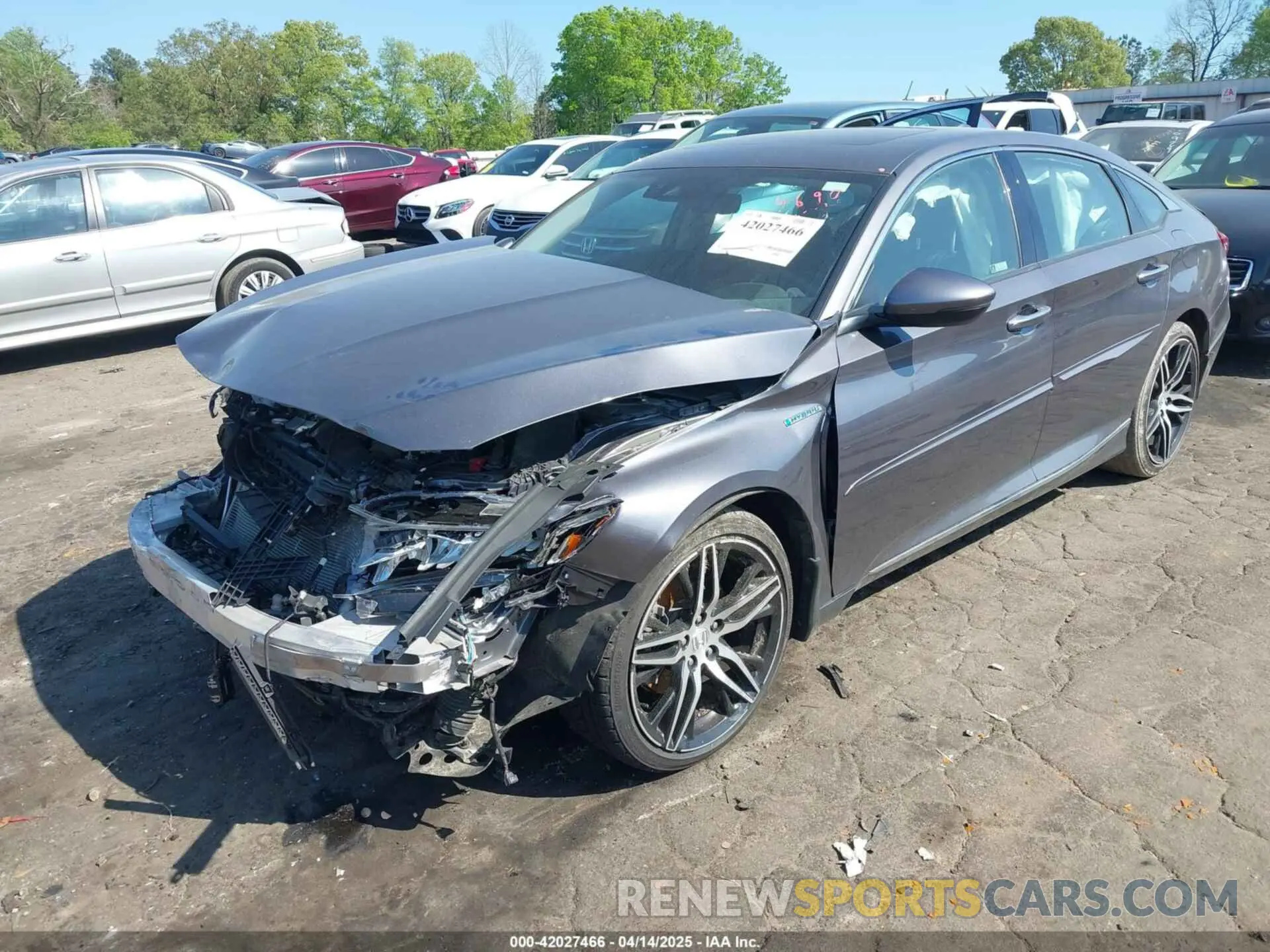 2 Photograph of a damaged car 1HGCV3F98NA014690 HONDA ACCORD 2022