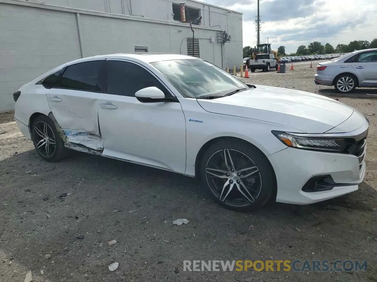 4 Photograph of a damaged car 1HGCV3F98NA017864 HONDA ACCORD 2022