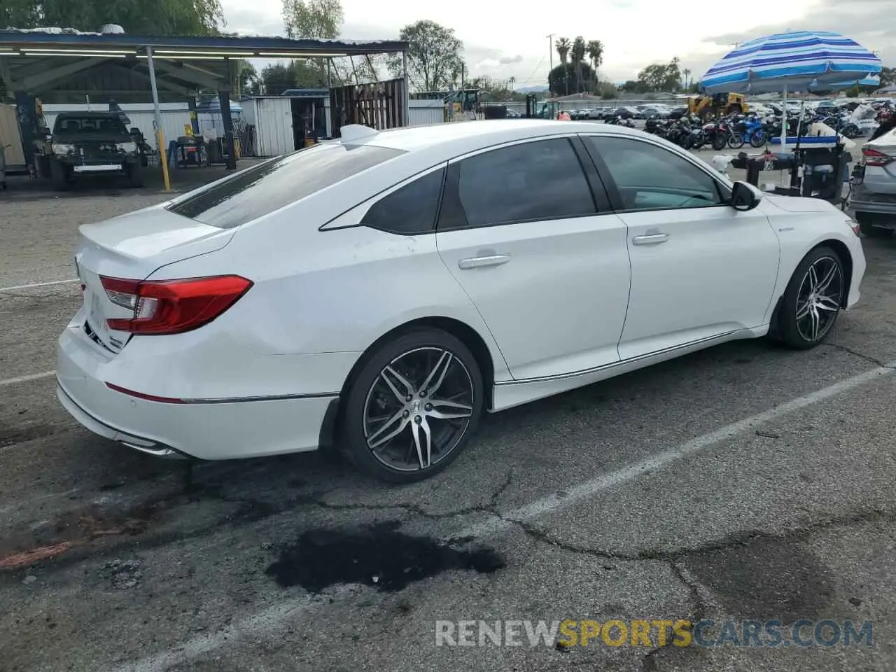 3 Photograph of a damaged car 1HGCV3F98NA027049 HONDA ACCORD 2022