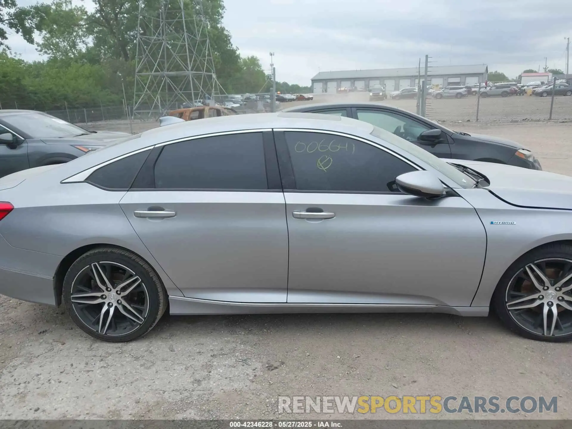 13 Photograph of a damaged car 1HGCV3F9XNA006641 HONDA ACCORD 2022