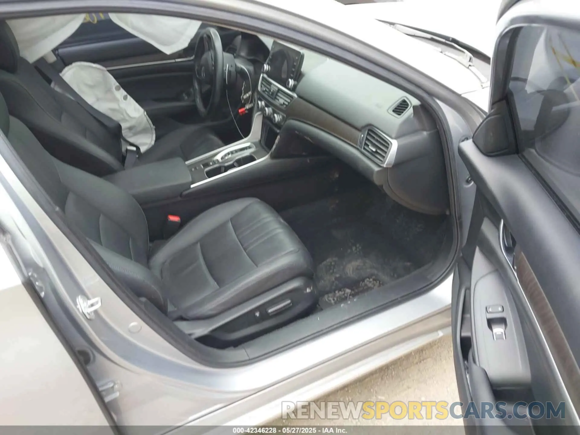 5 Photograph of a damaged car 1HGCV3F9XNA006641 HONDA ACCORD 2022