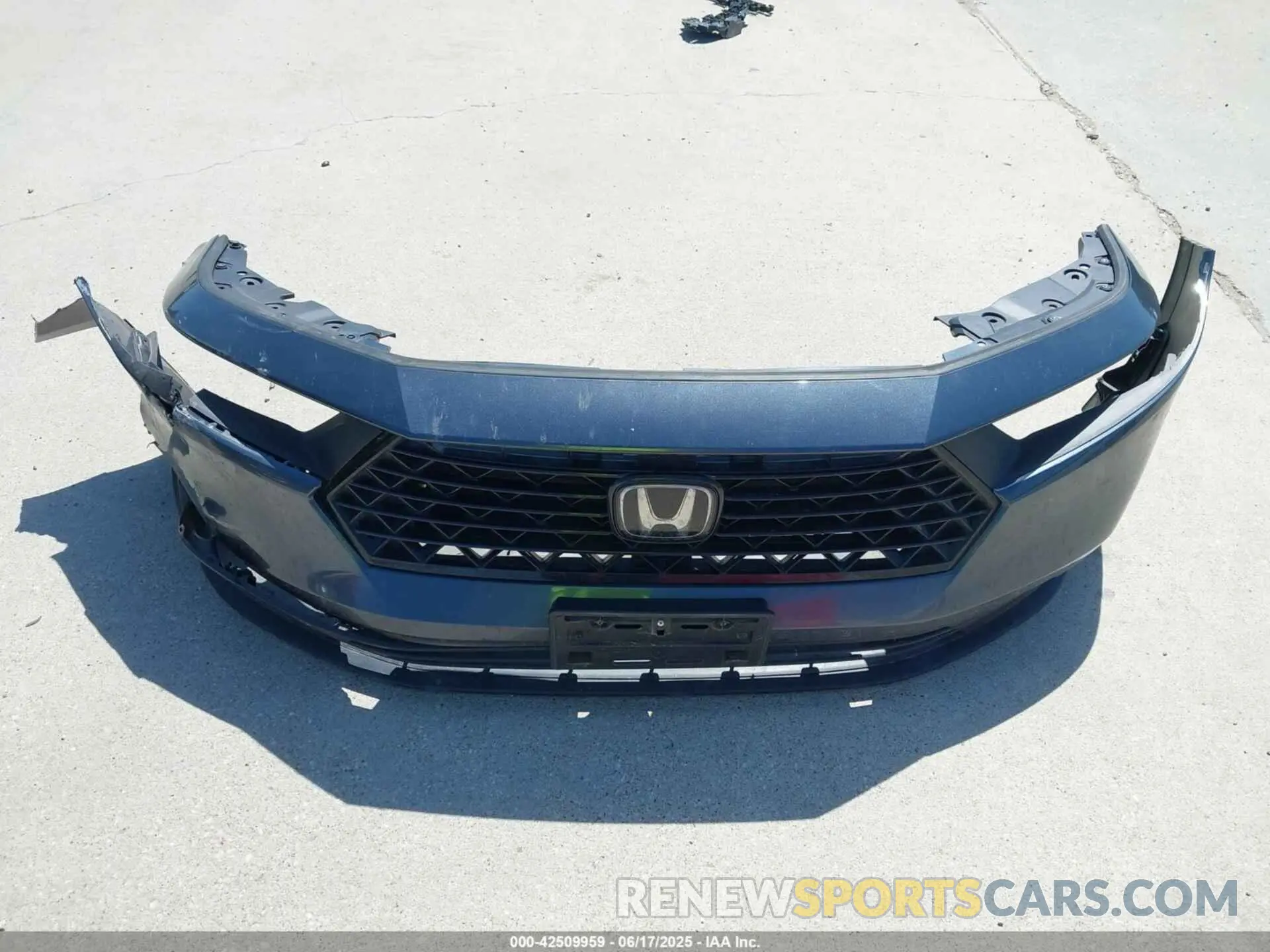 19 Photograph of a damaged car 1HGCY1F21PA037102 HONDA ACCORD 2023