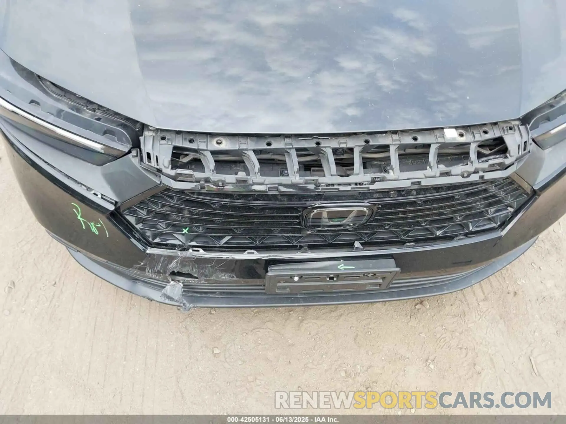 18 Photograph of a damaged car 1HGCY1F27PA008199 HONDA ACCORD 2023