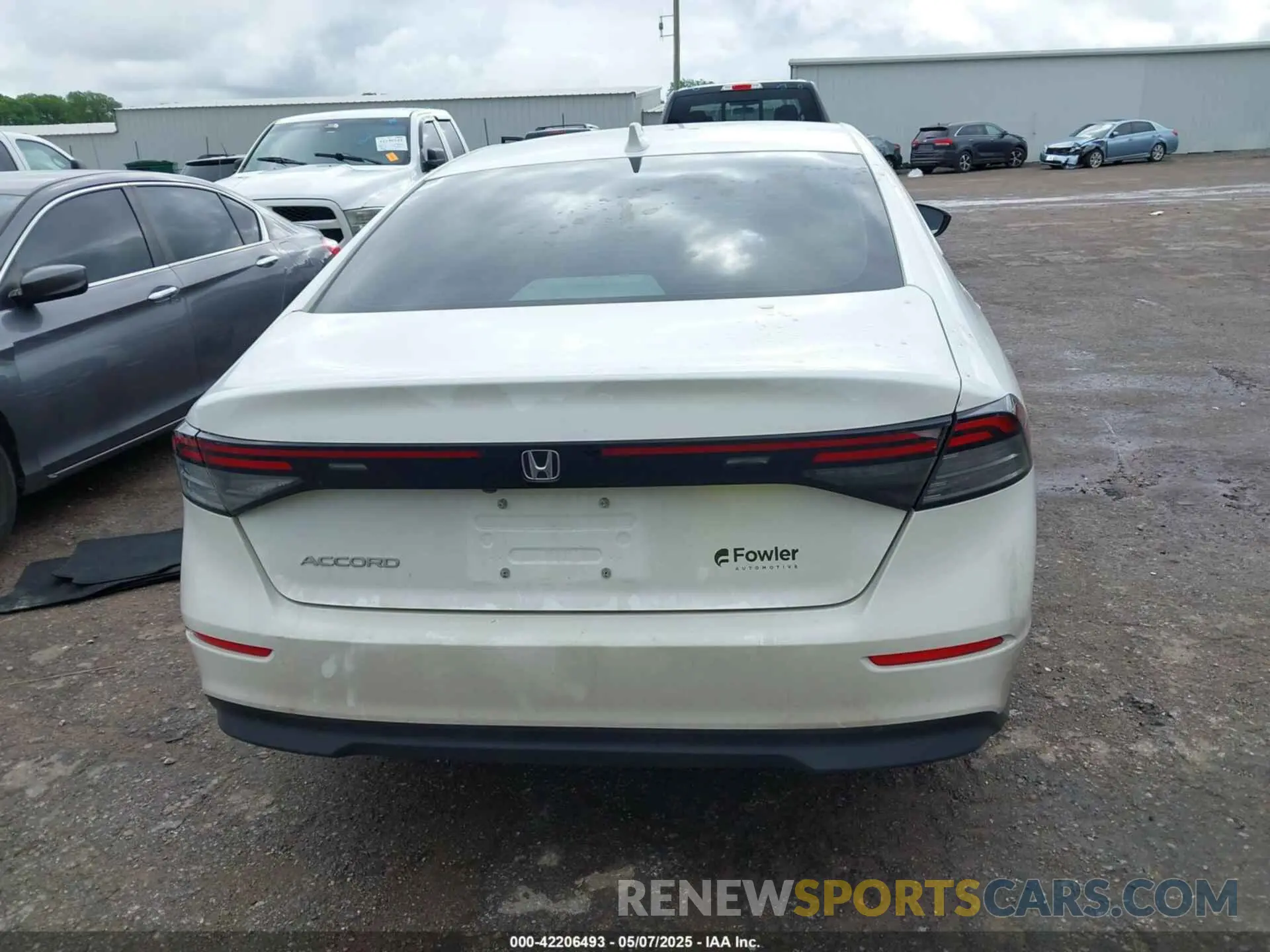 16 Photograph of a damaged car 1HGCY1F28PA010978 HONDA ACCORD 2023