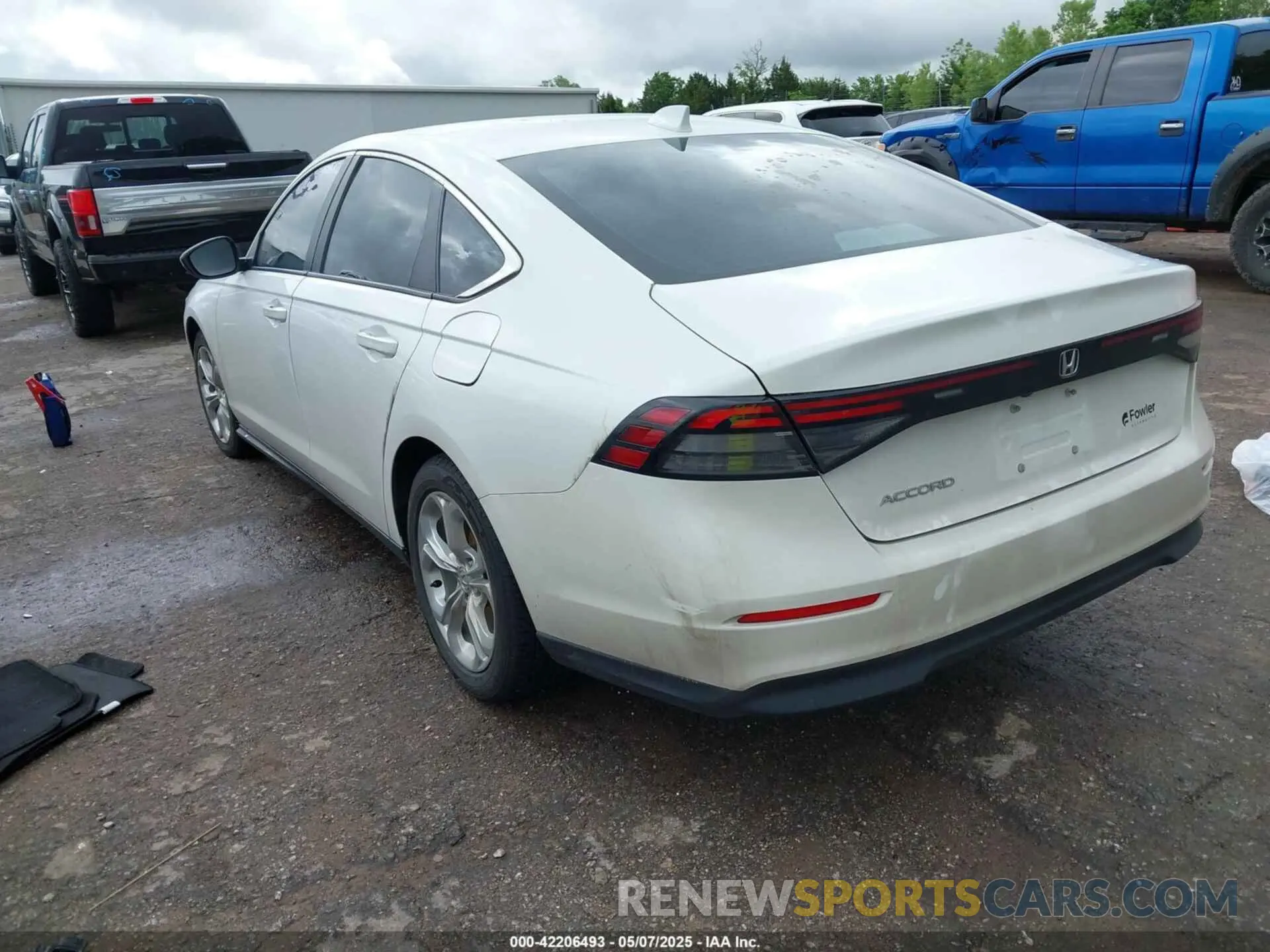 3 Photograph of a damaged car 1HGCY1F28PA010978 HONDA ACCORD 2023