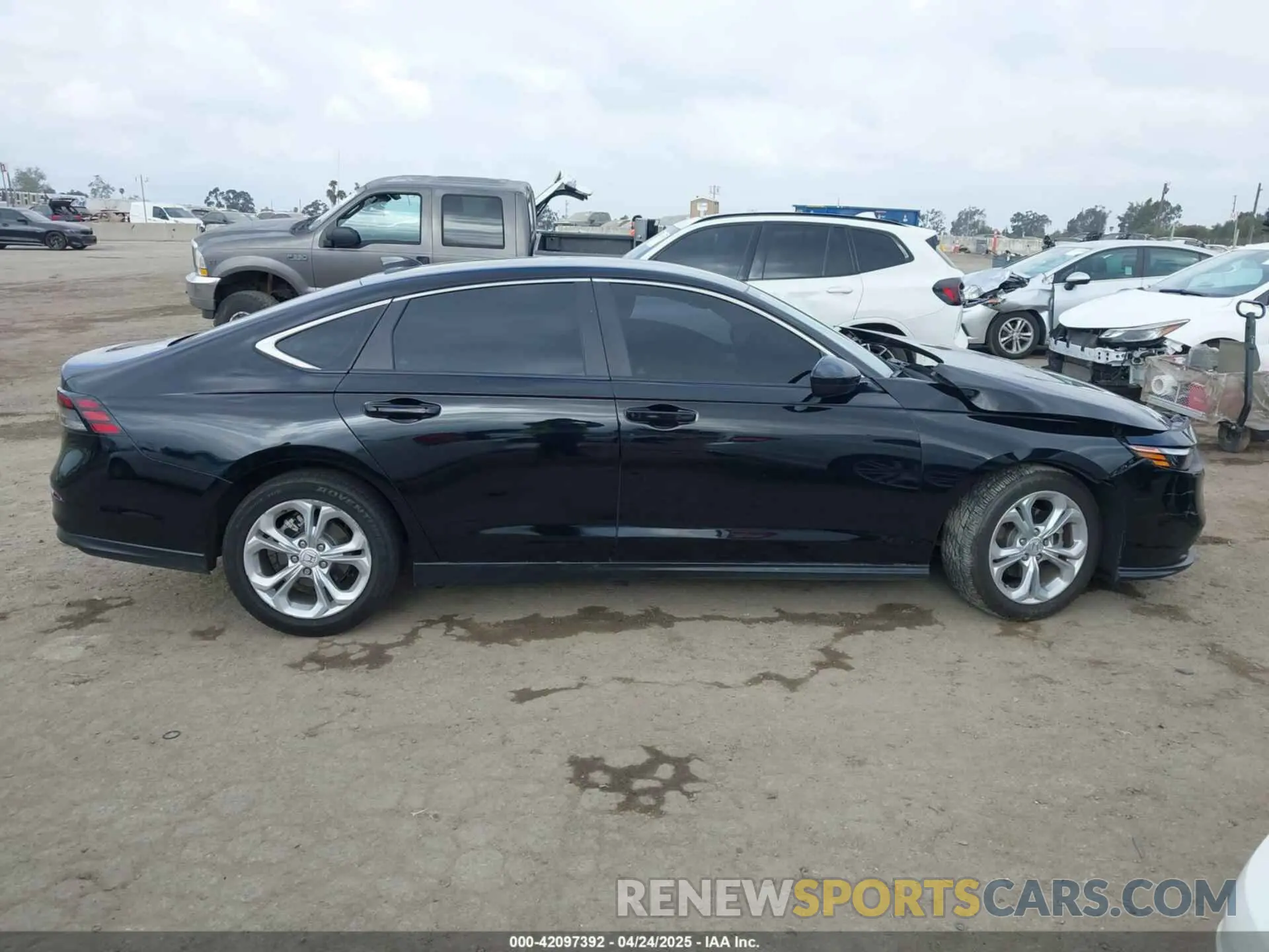 13 Photograph of a damaged car 1HGCY1F28PA035346 HONDA ACCORD 2023