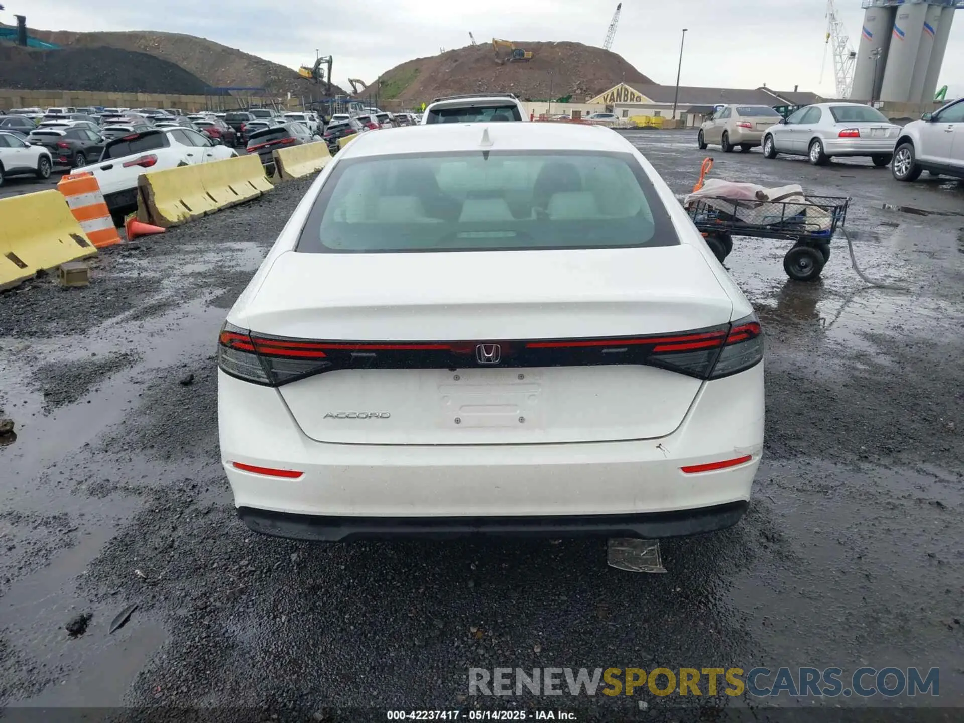16 Photograph of a damaged car 1HGCY1F31PA052563 HONDA ACCORD 2023