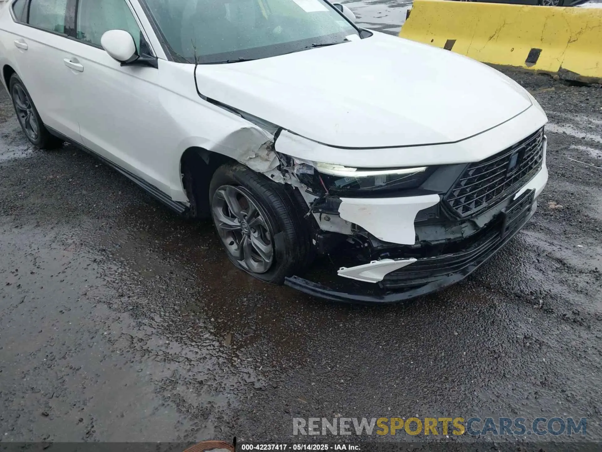 17 Photograph of a damaged car 1HGCY1F31PA052563 HONDA ACCORD 2023