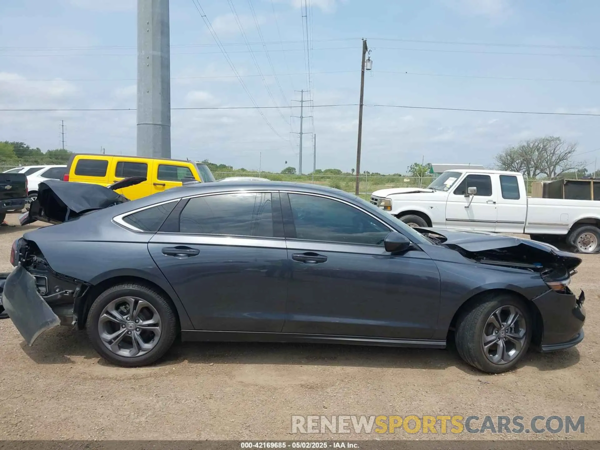 13 Photograph of a damaged car 1HGCY1F39PA005068 HONDA ACCORD 2023