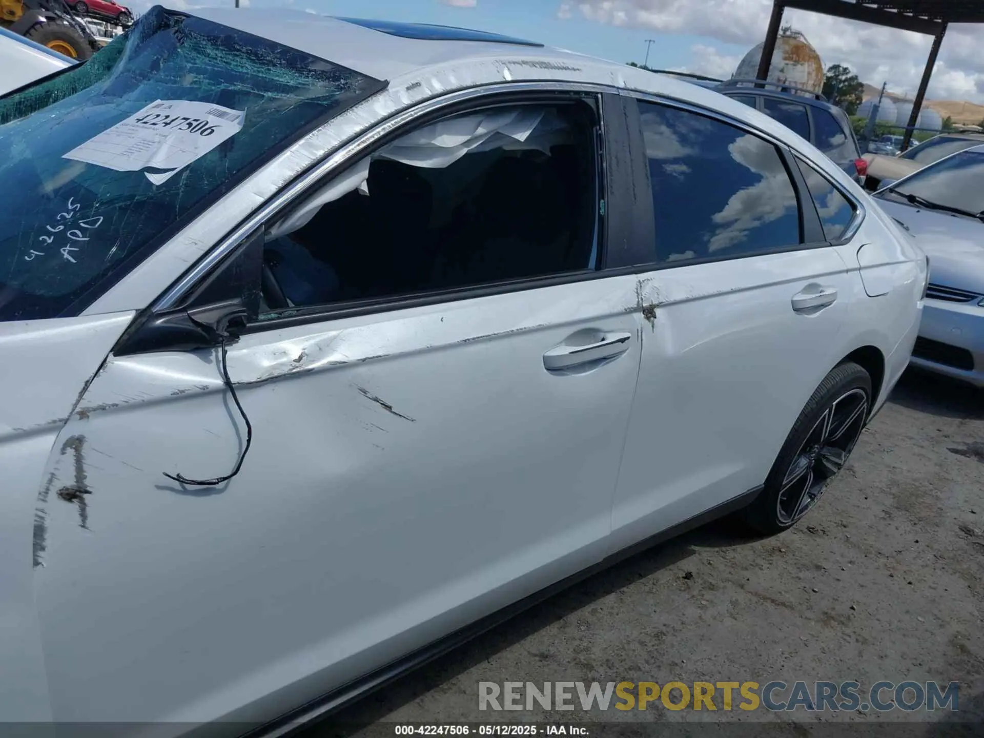 14 Photograph of a damaged car 1HGCY2F51PA030635 HONDA ACCORD 2023