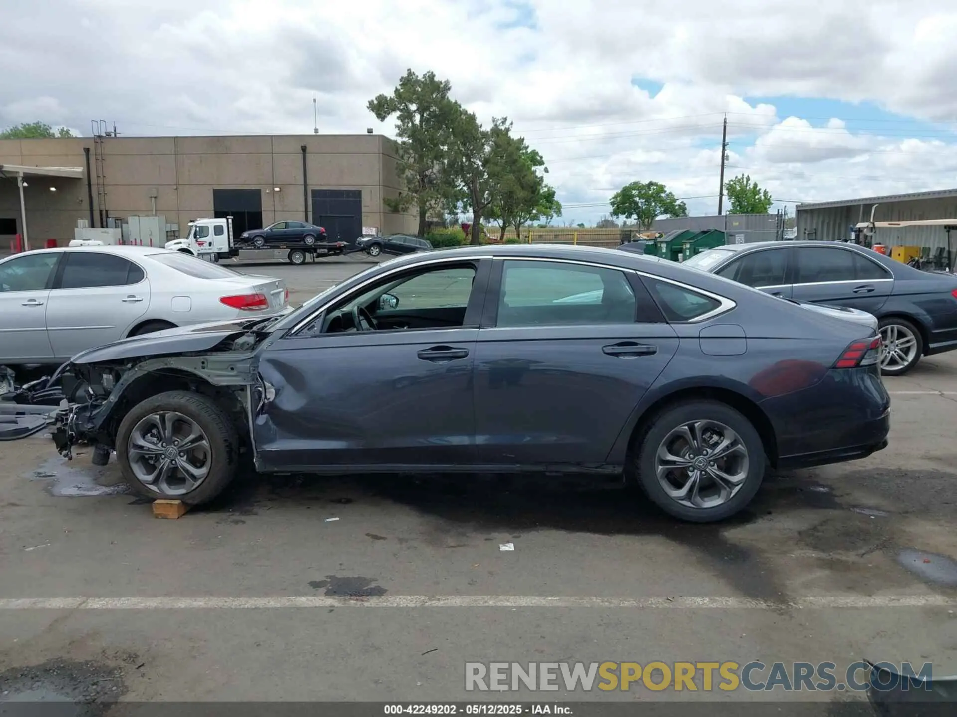 15 Photograph of a damaged car 1HGCY2F64PA052055 HONDA ACCORD 2023